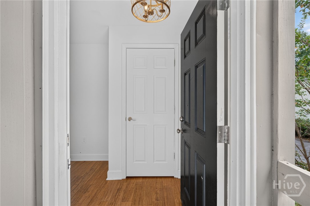 401 N Cromwell Road L 8