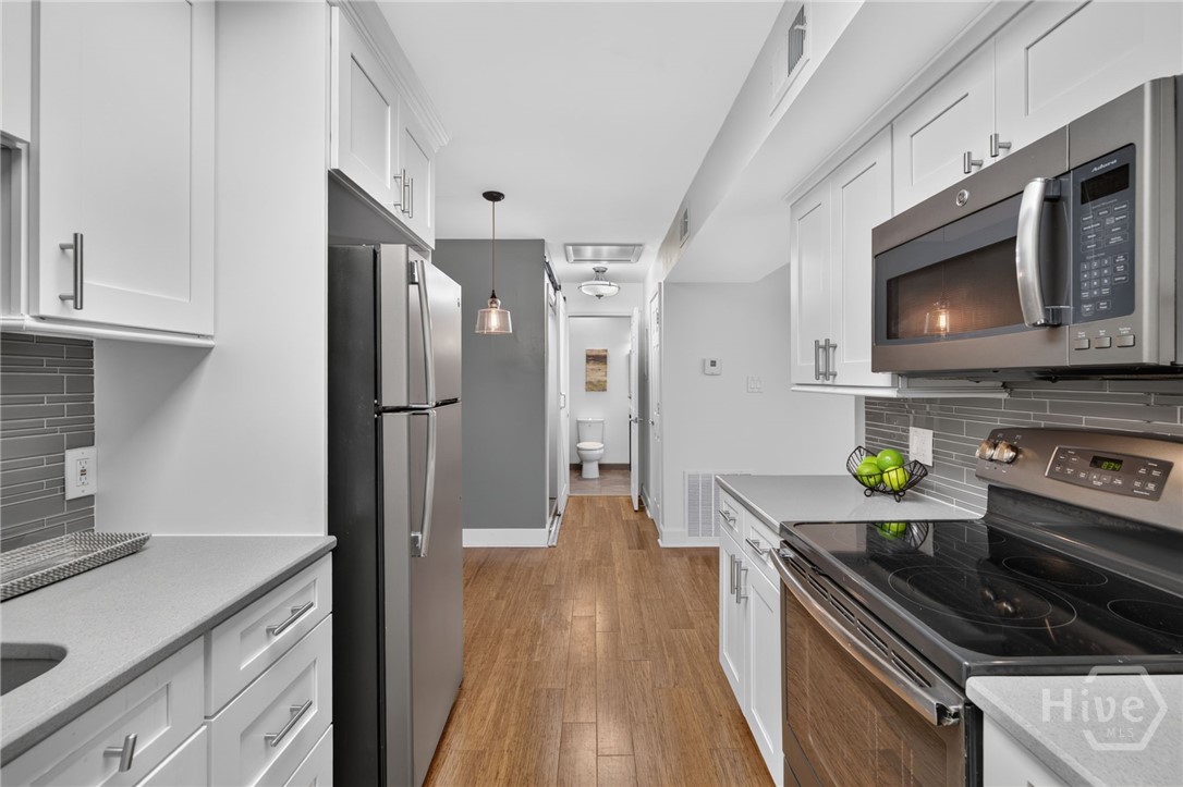 401 N Cromwell Road L 8