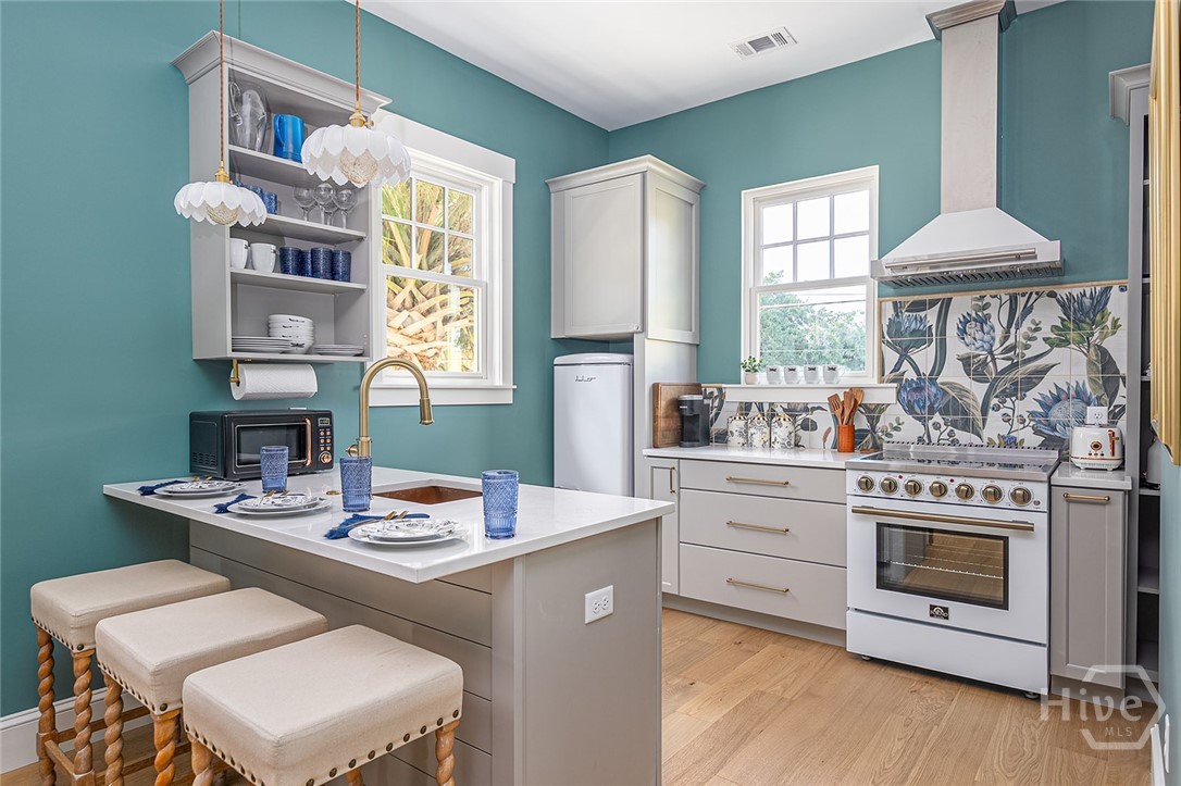 303 W 36th Street