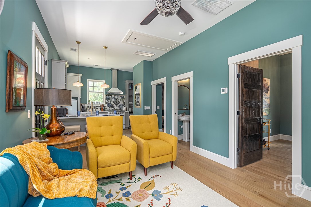 303 W 36th Street