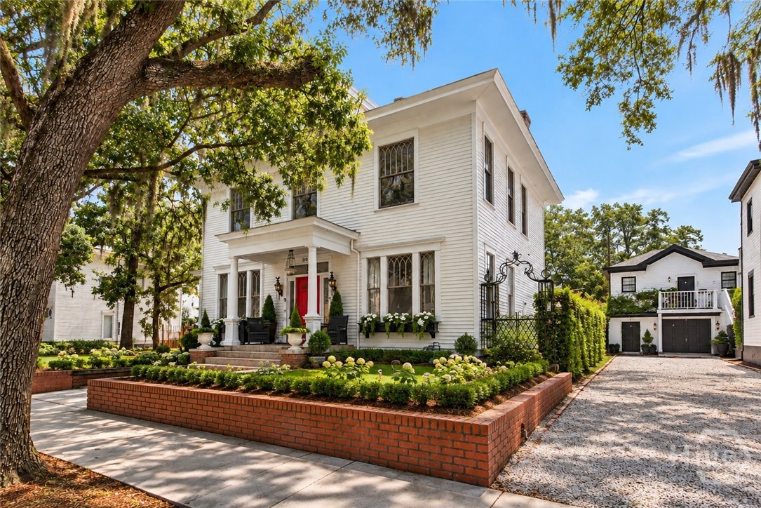 303 W 36th Street