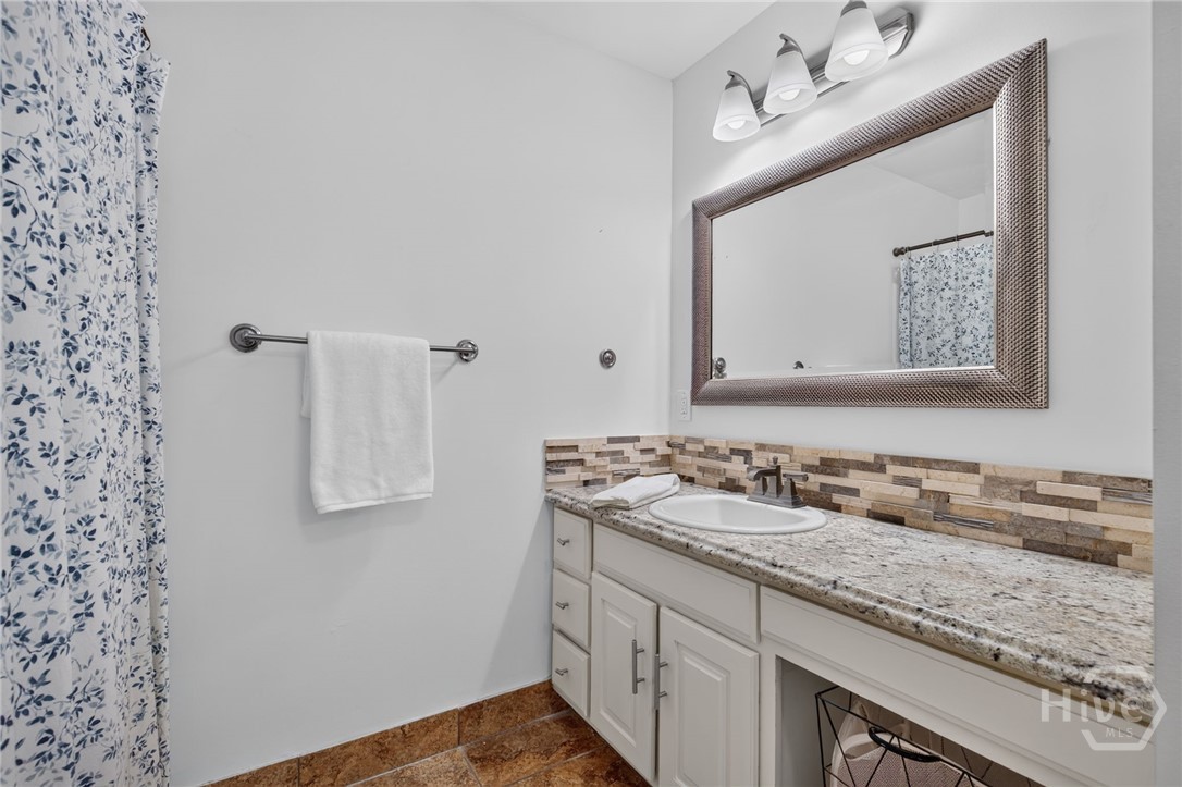 220 Laurelwood Drive