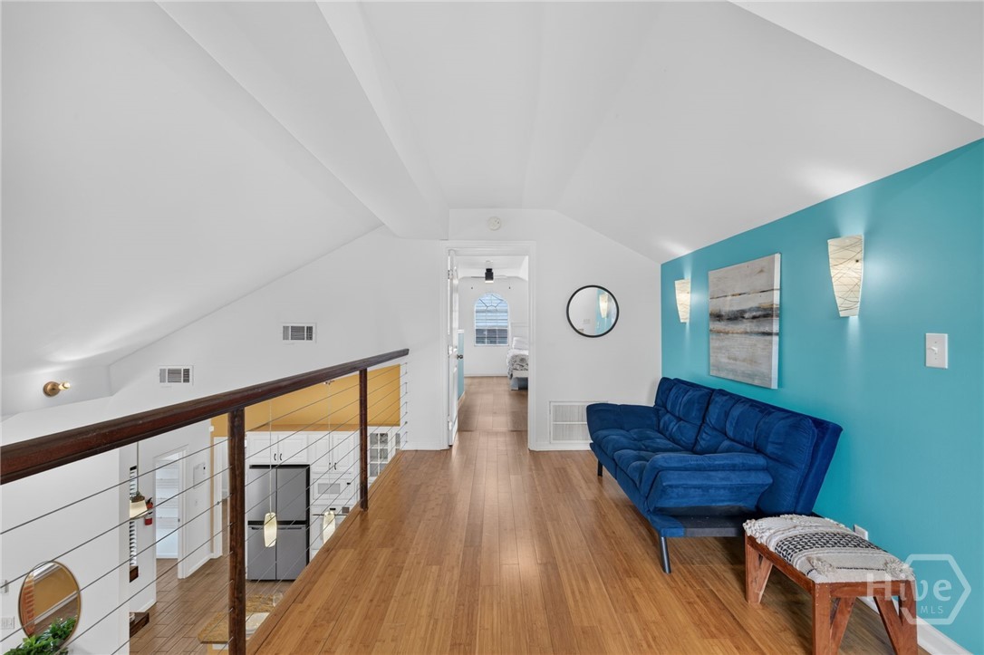 220 Laurelwood Drive