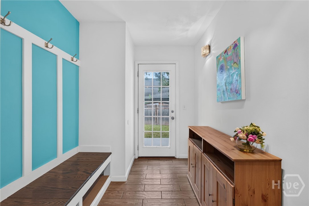 220 Laurelwood Drive