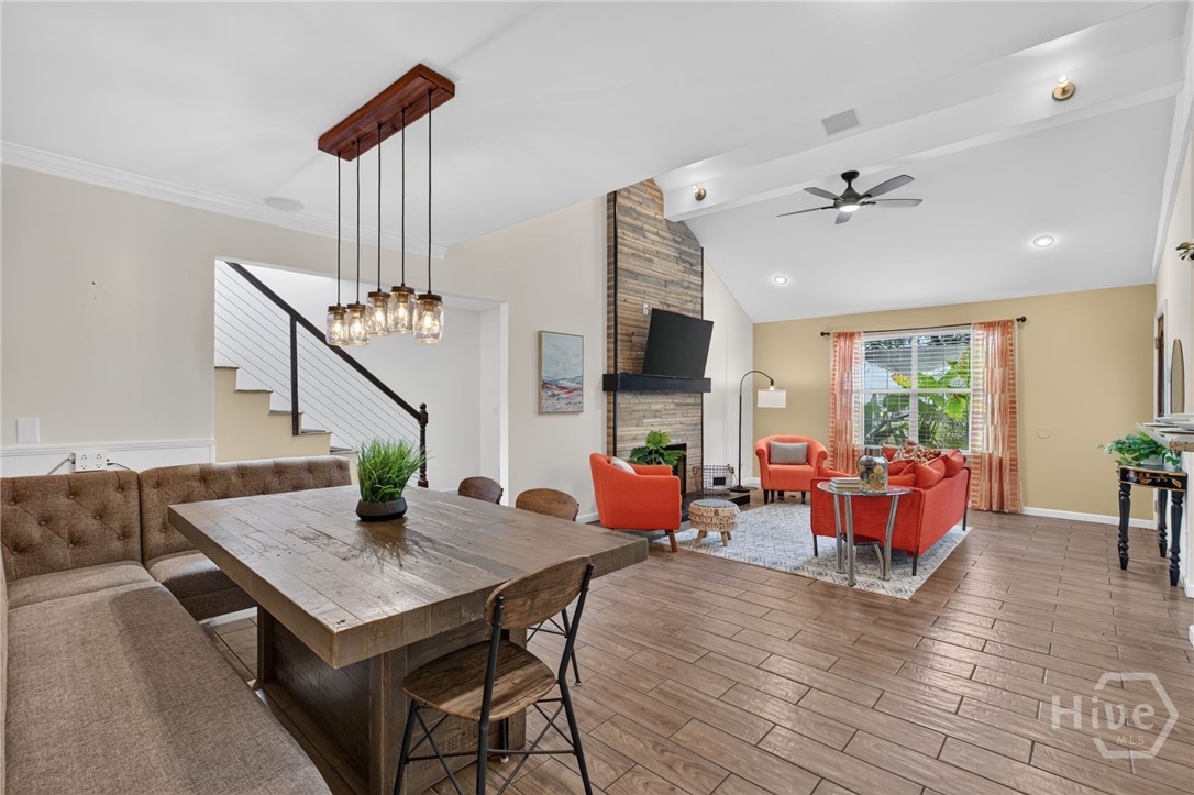 220 Laurelwood Drive