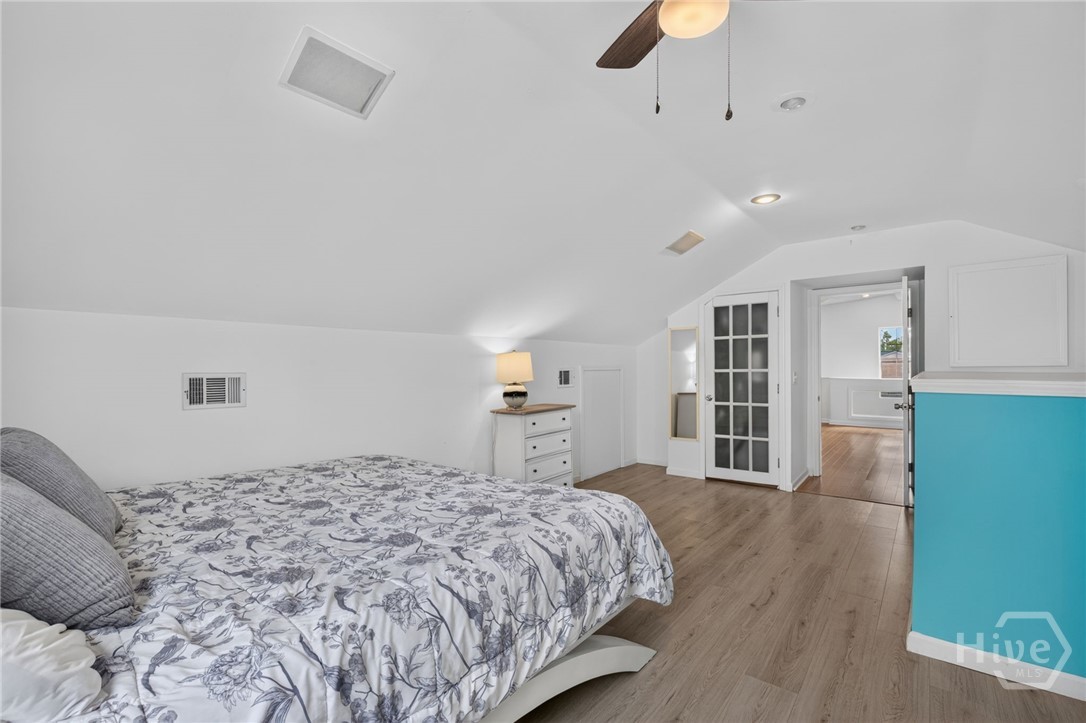 220 Laurelwood Drive