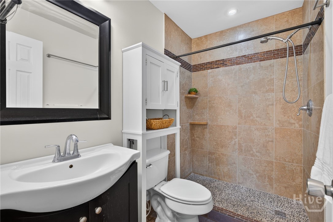 220 Laurelwood Drive
