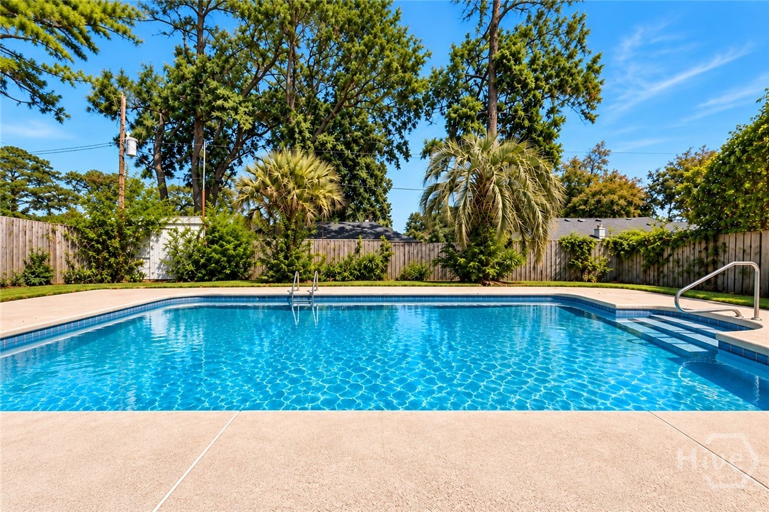 606 Sugarbush Circle