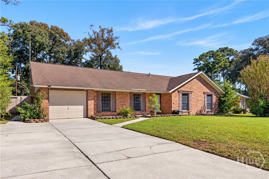 606 Sugarbush Circle