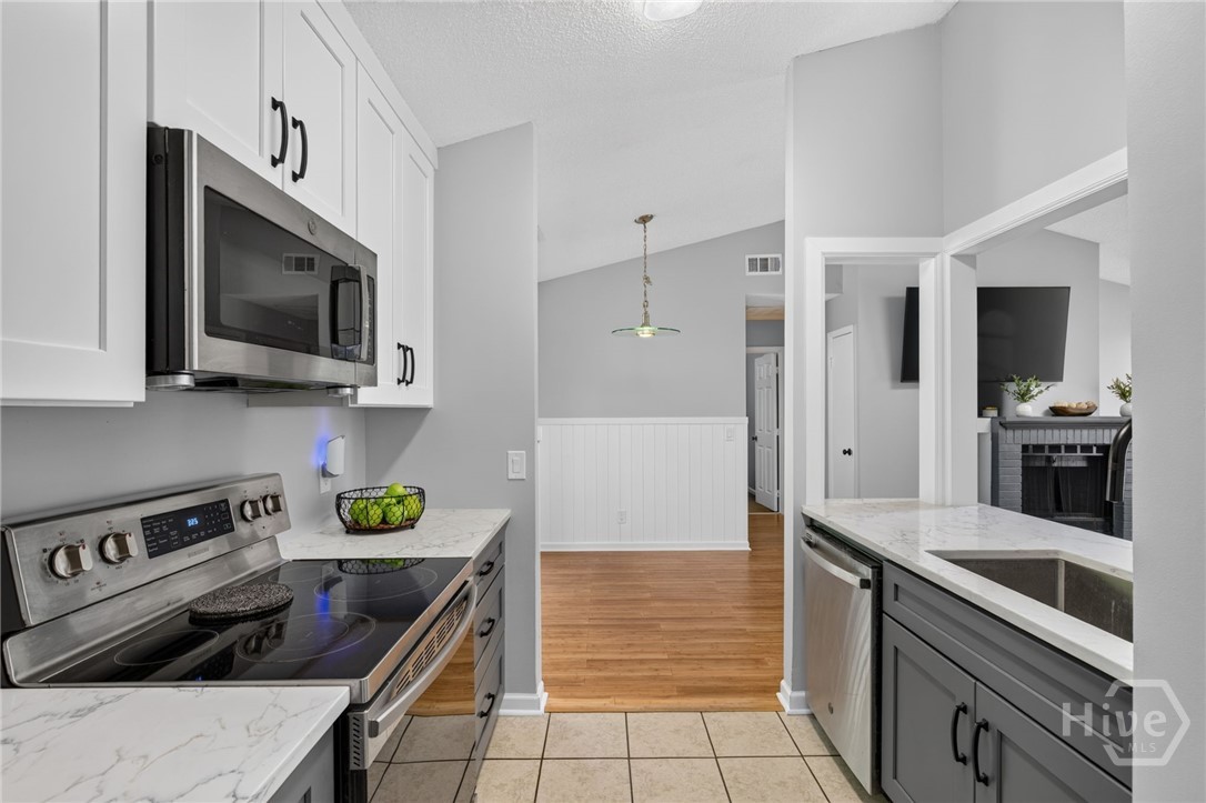 524 Pointe South Drive