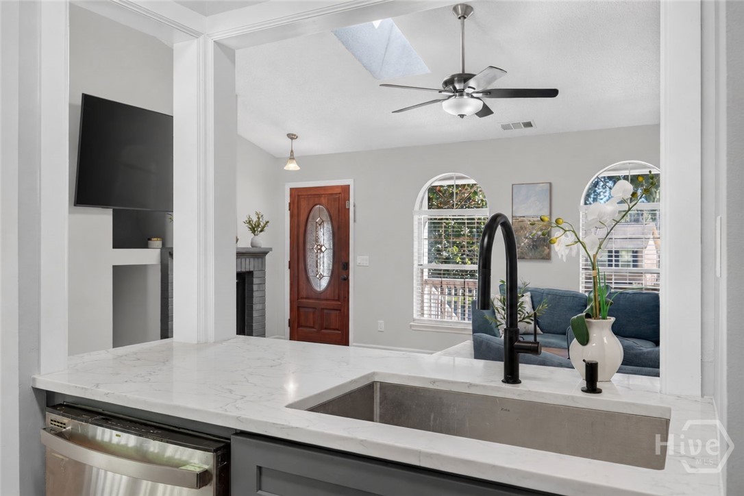 524 Pointe South Drive