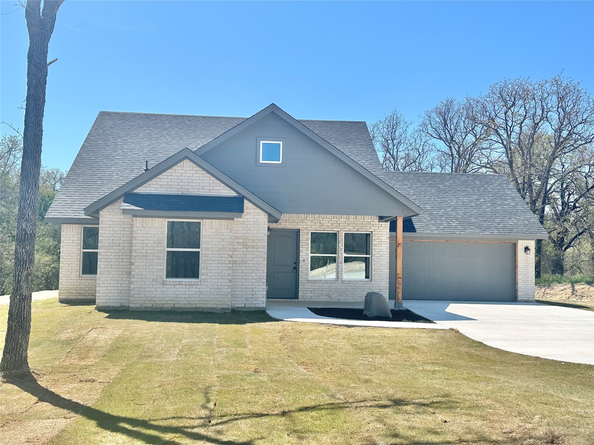 109 Monarch Lane