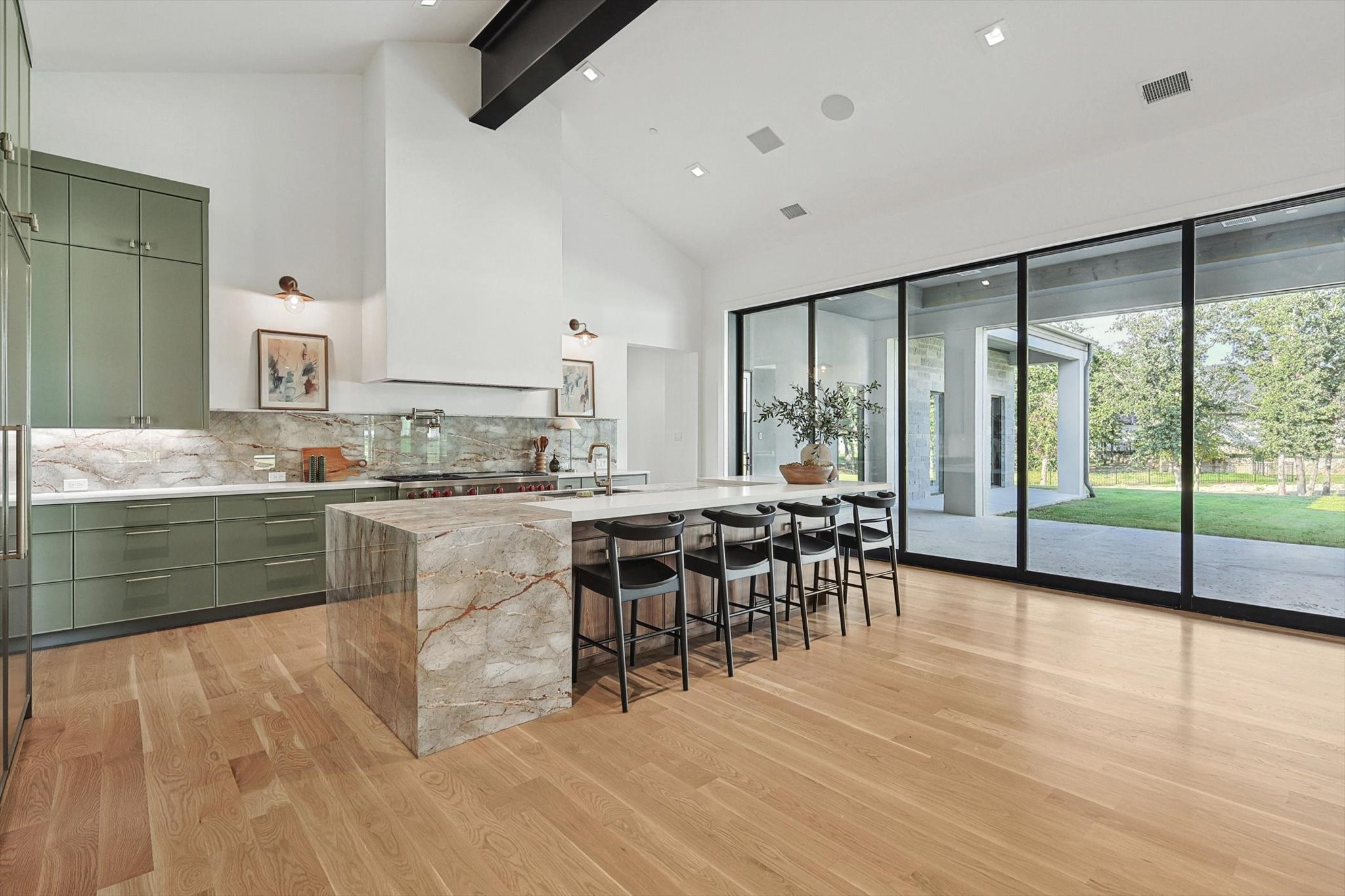 1036 Hat Creek Road