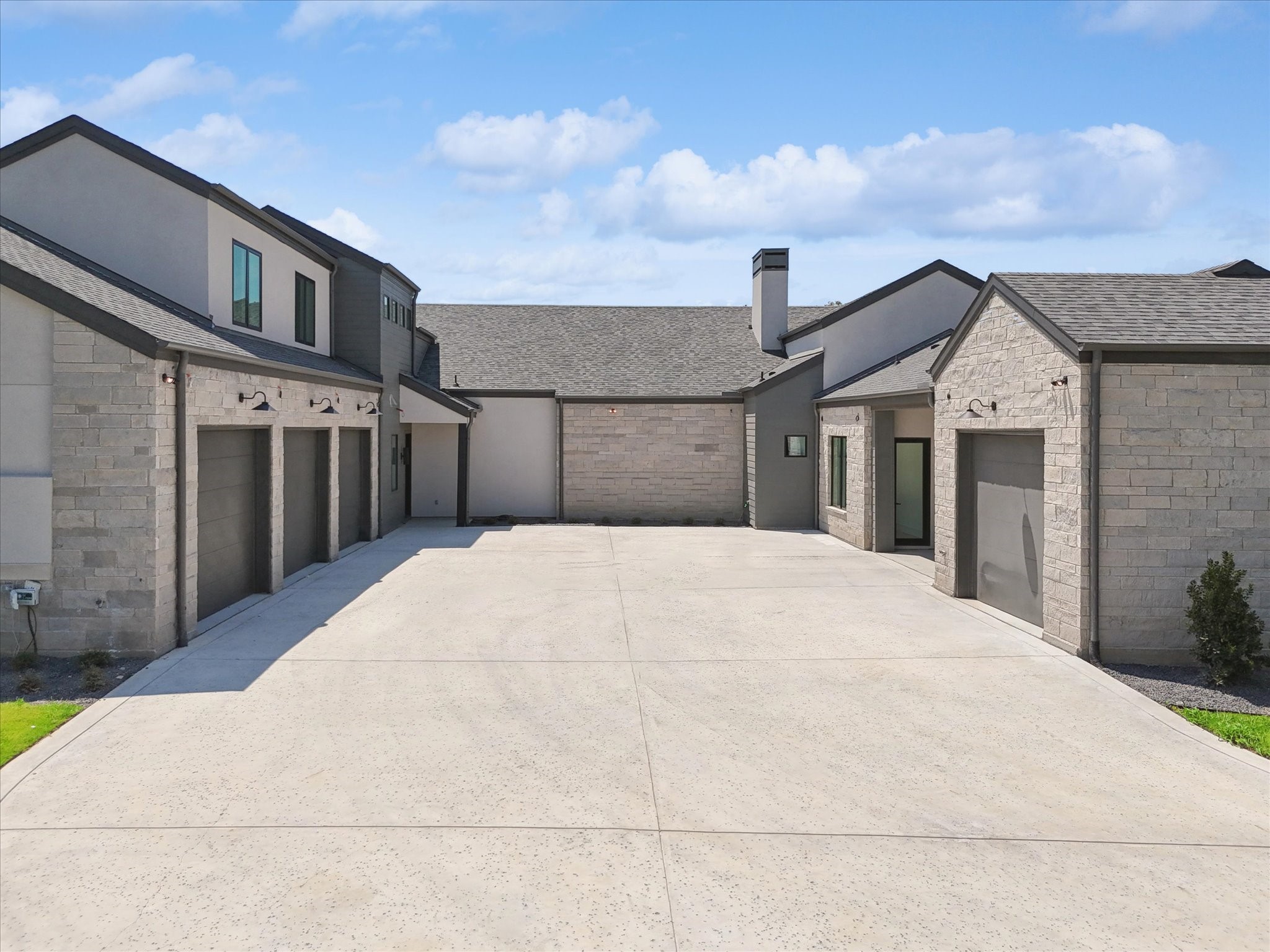 1036 Hat Creek Road