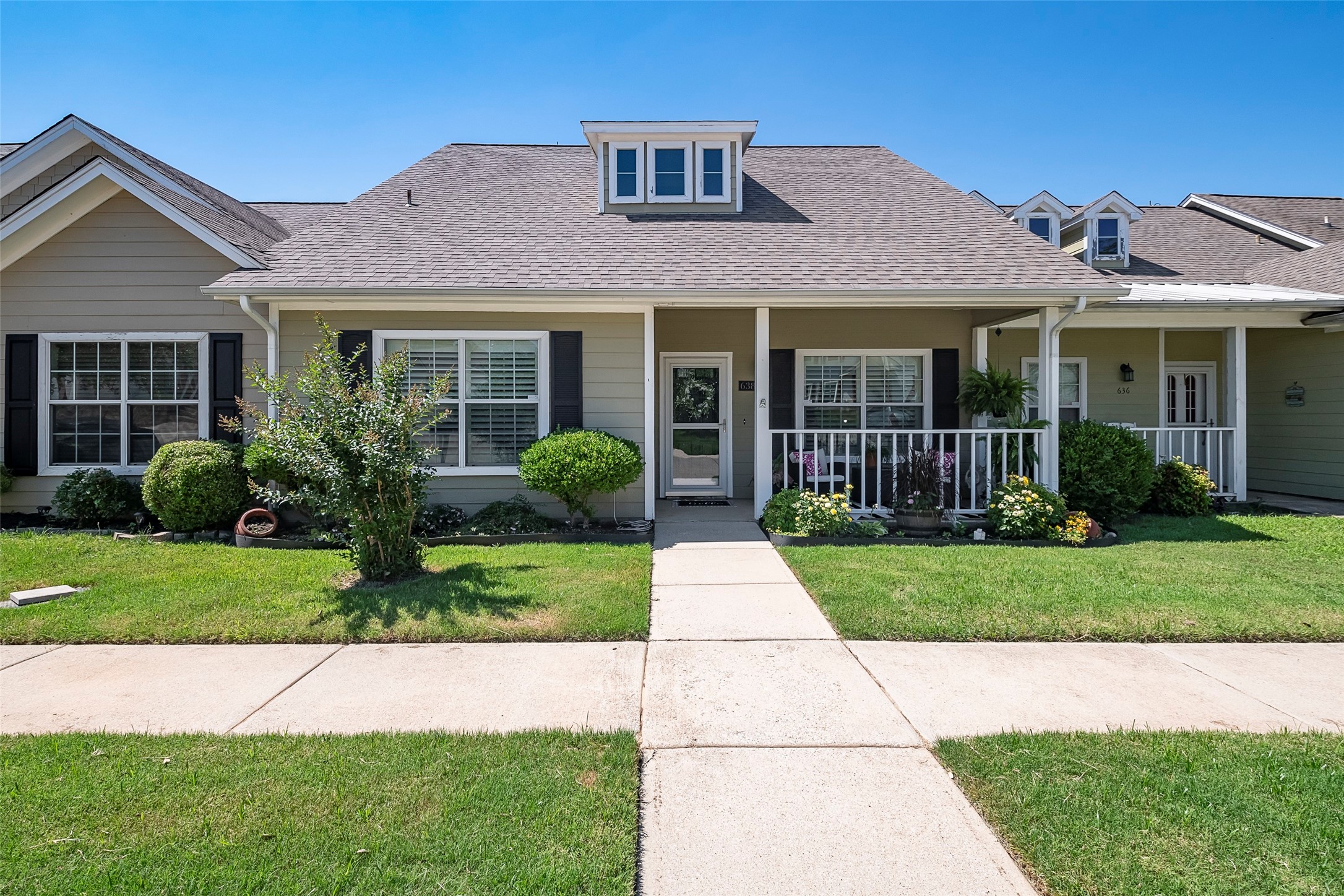 638 Sunshine Drive