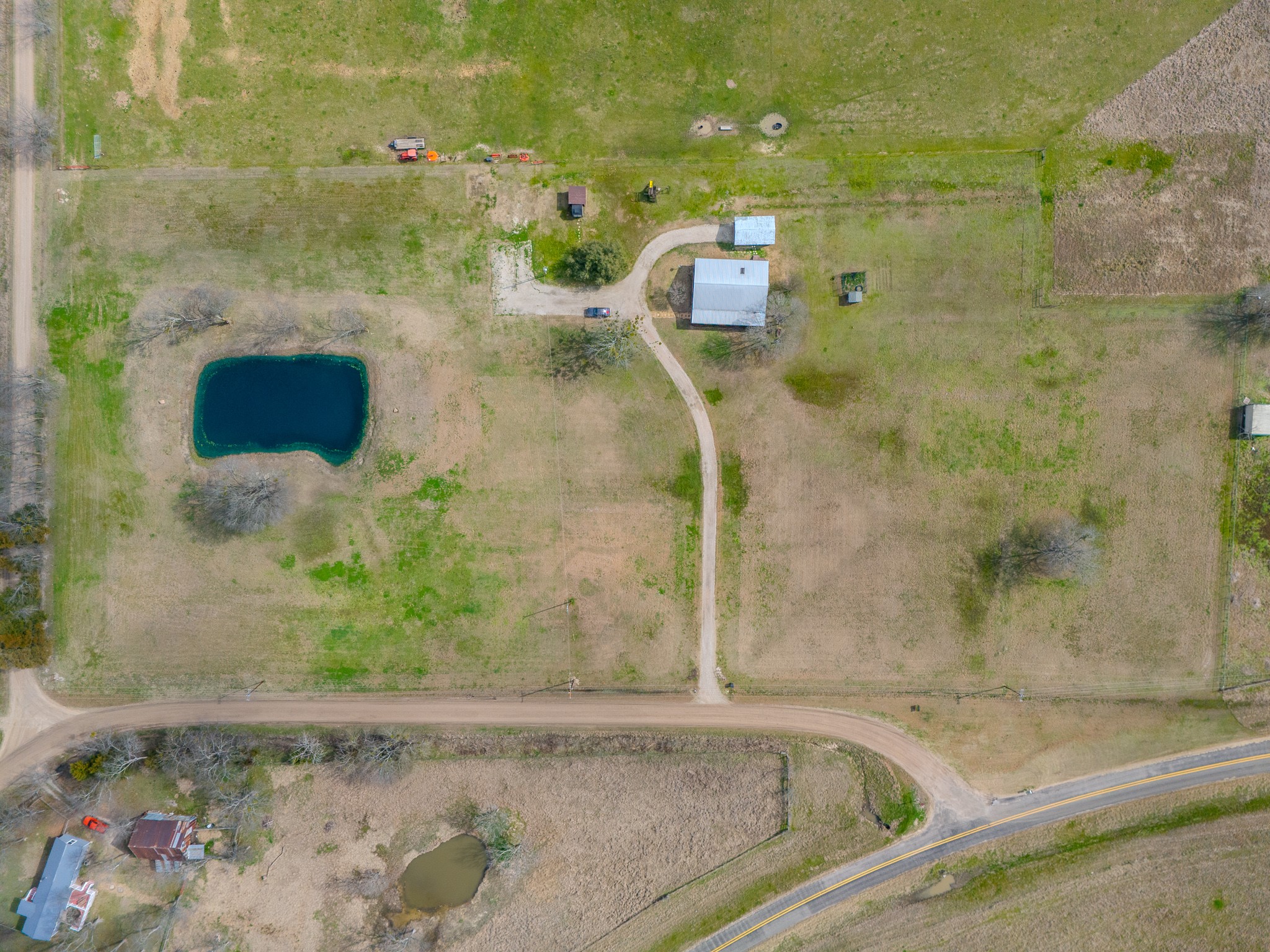 38 County Road 2175