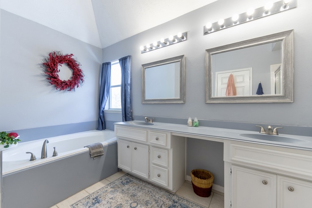 824 Silverthorne Trail