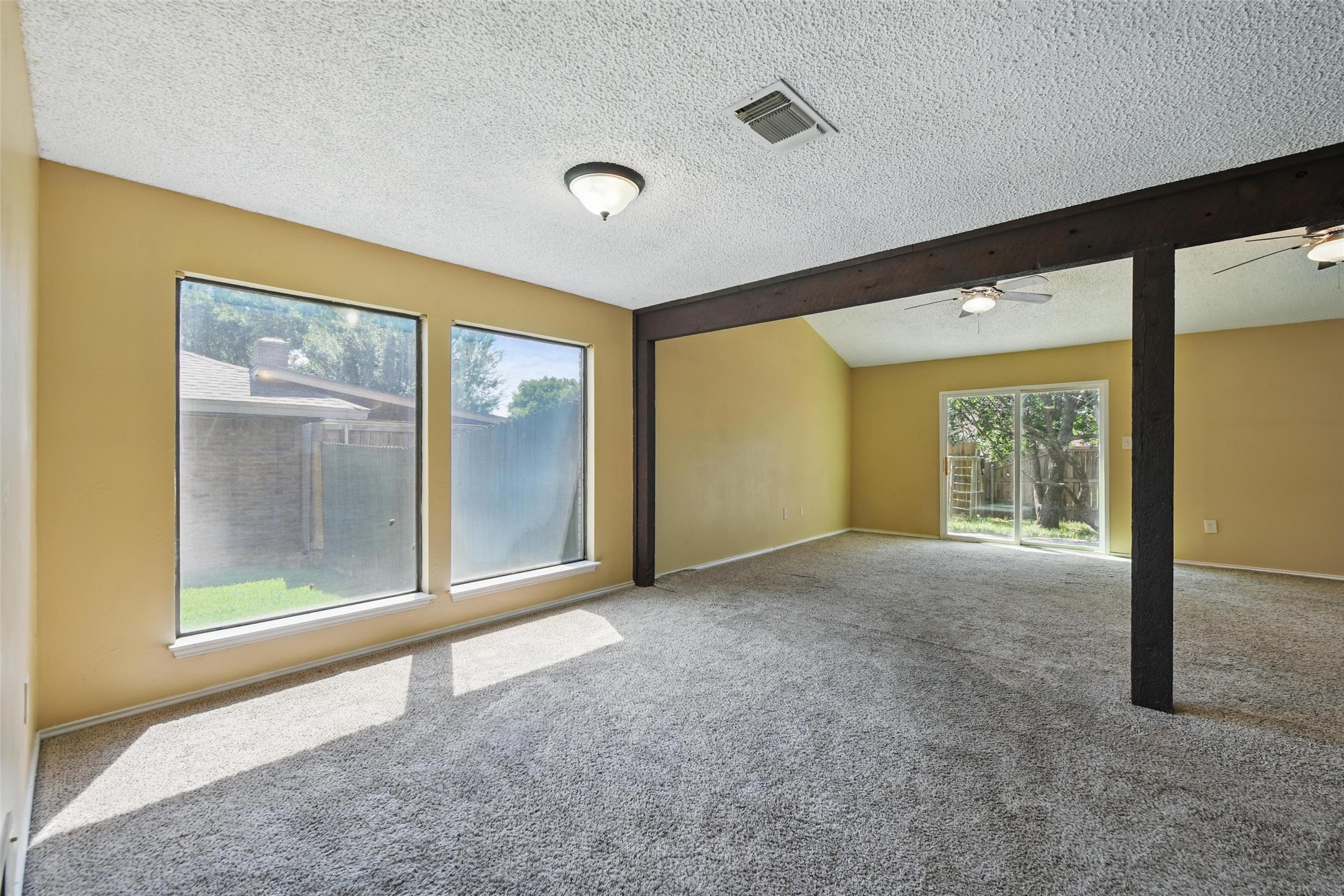 1111 Wilshire Drive
