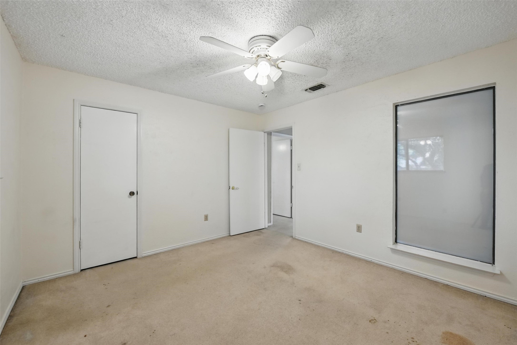 1111 Wilshire Drive