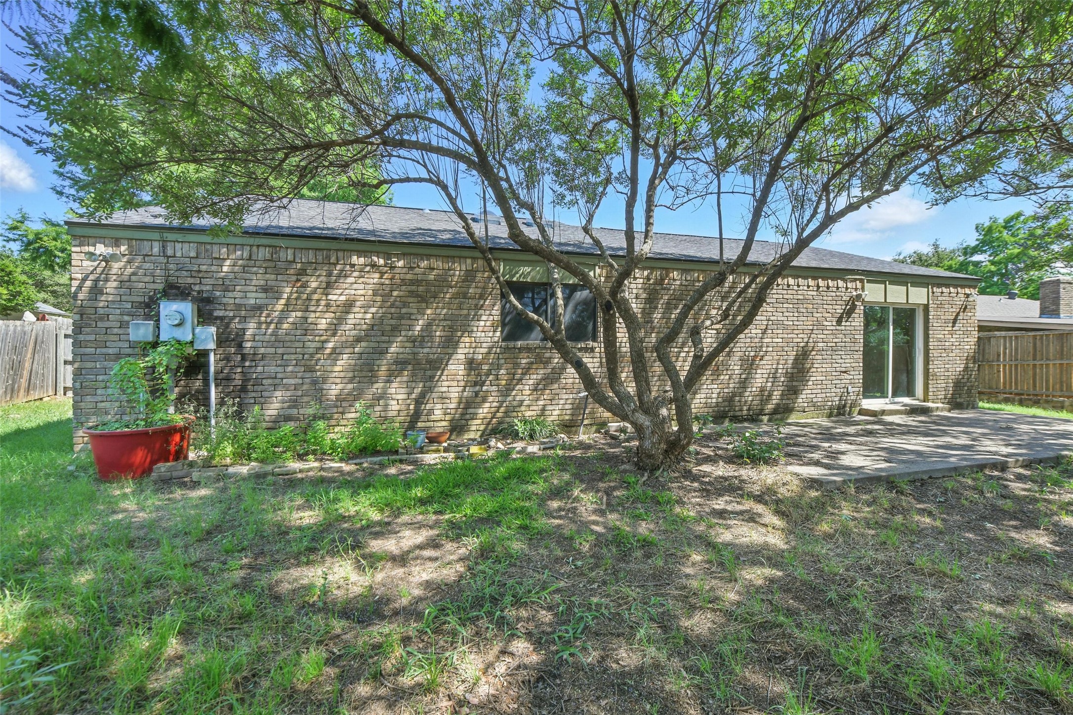 1111 Wilshire Drive