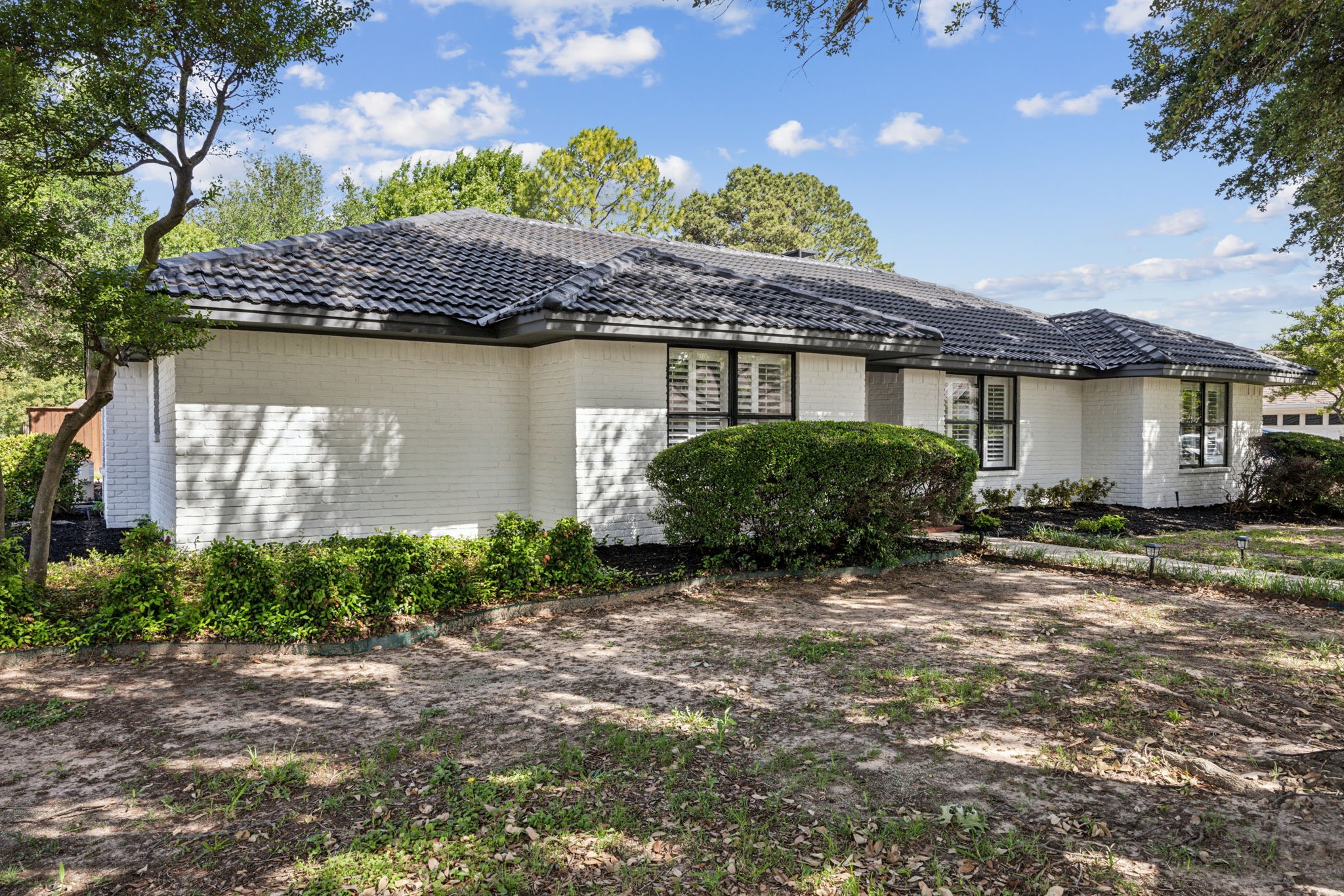 101 Oakmont Drive