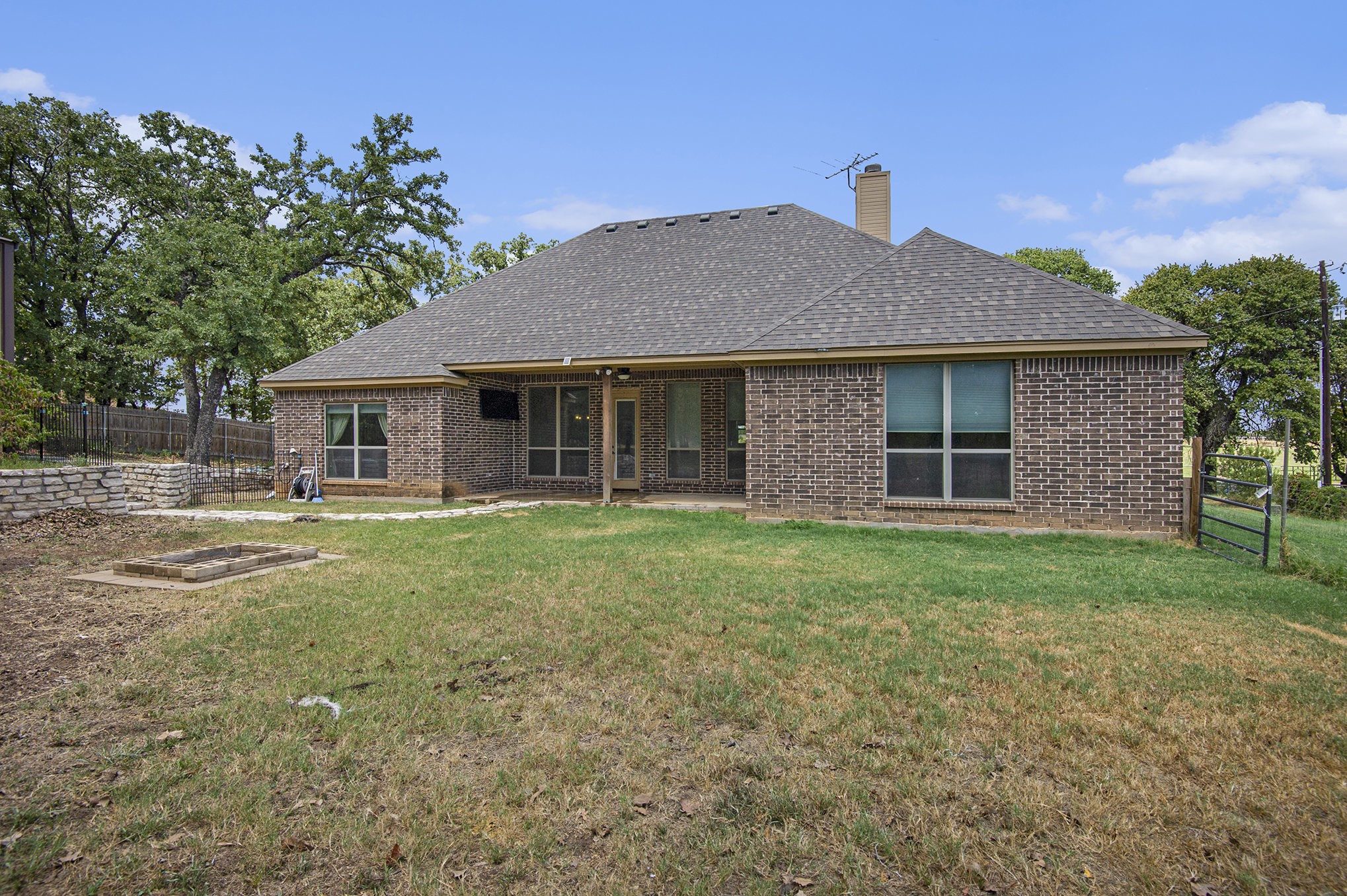 2411 Peel Road