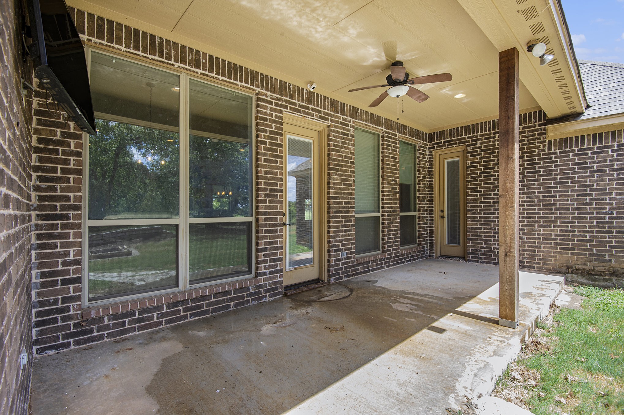 2411 Peel Road