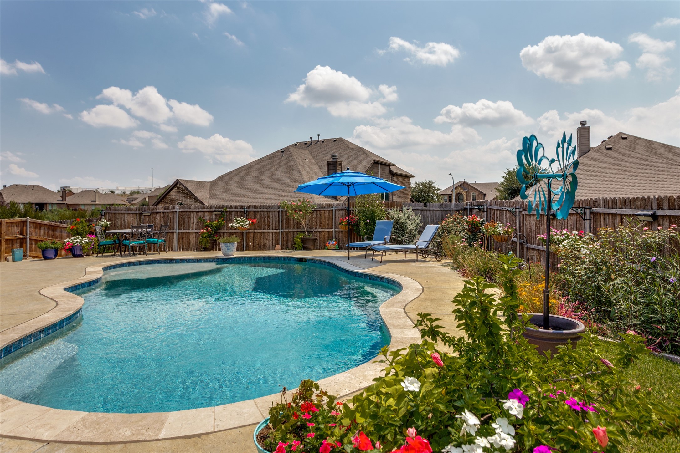 2424 Silverthorn Court