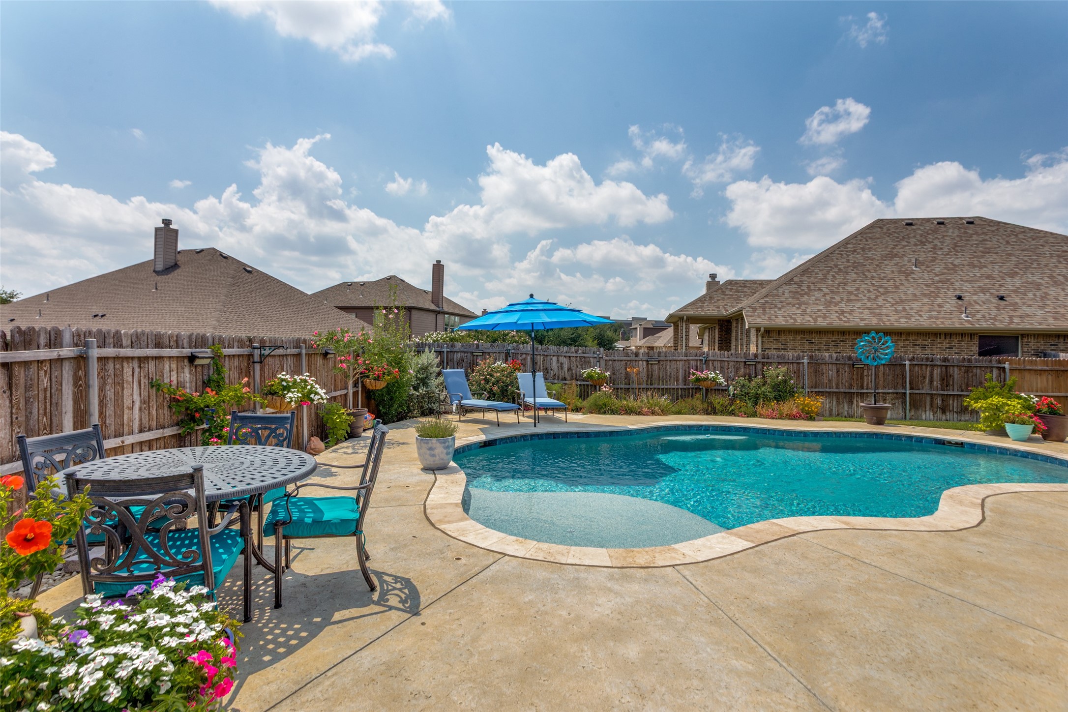 2424 Silverthorn Court