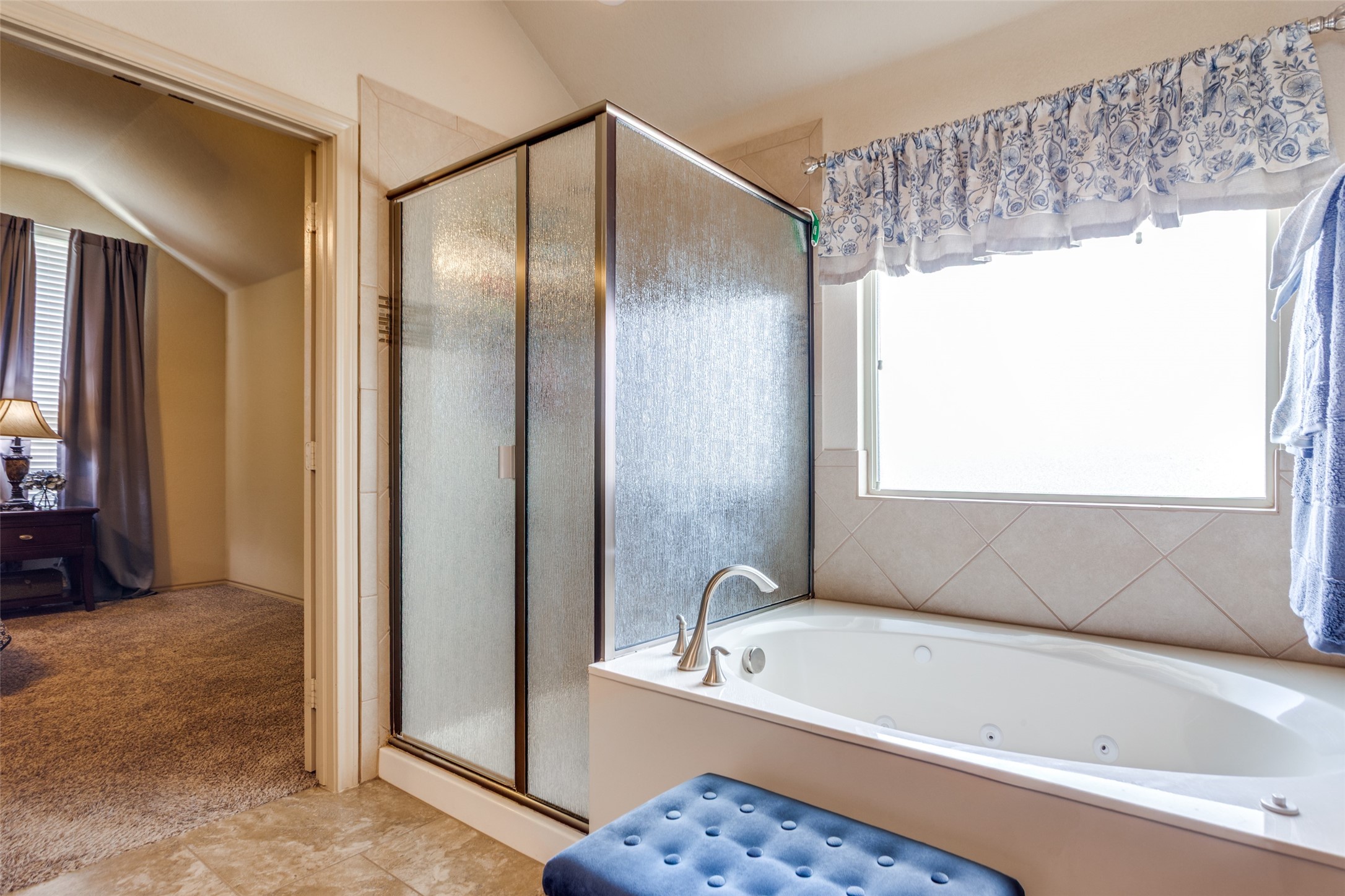 2424 Silverthorn Court