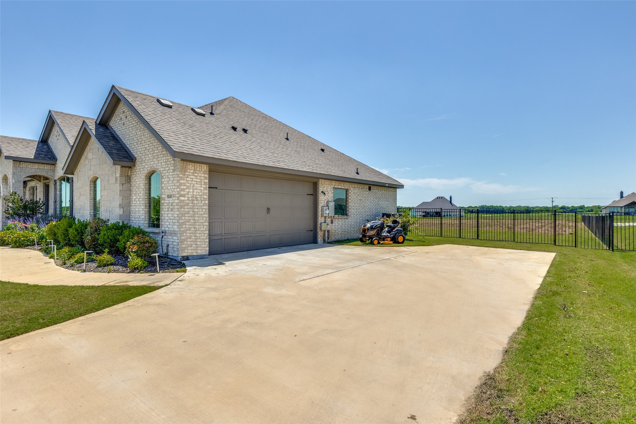 9240 Dove Hollow Road
