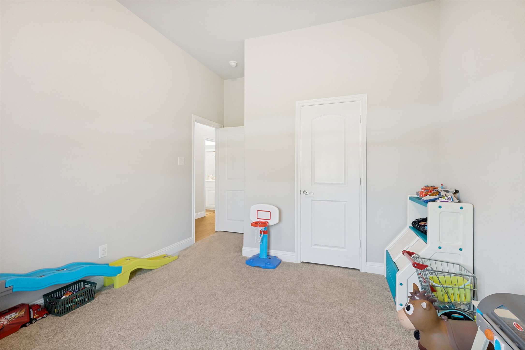 9240 Dove Hollow Road