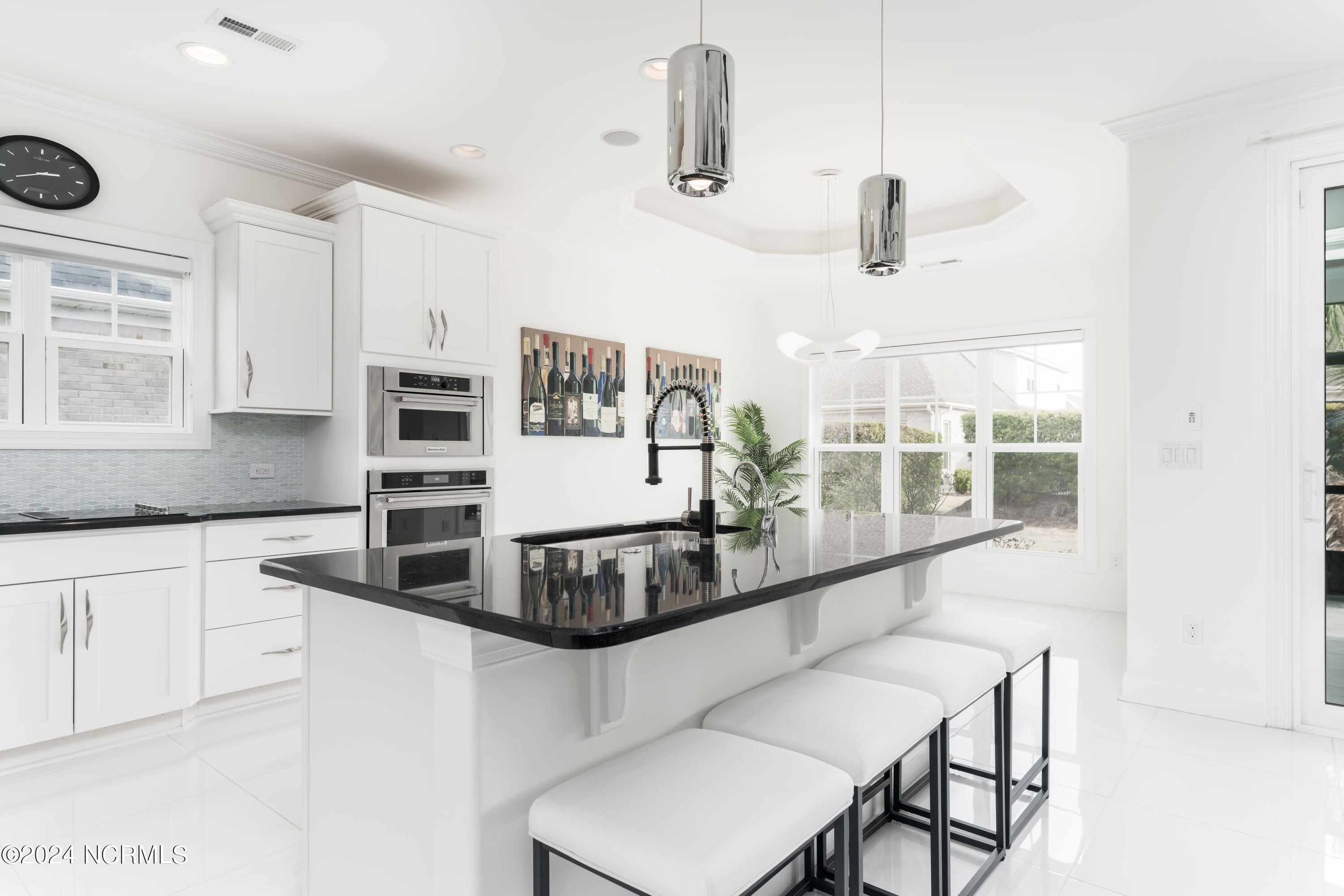 1410 Admiral Way