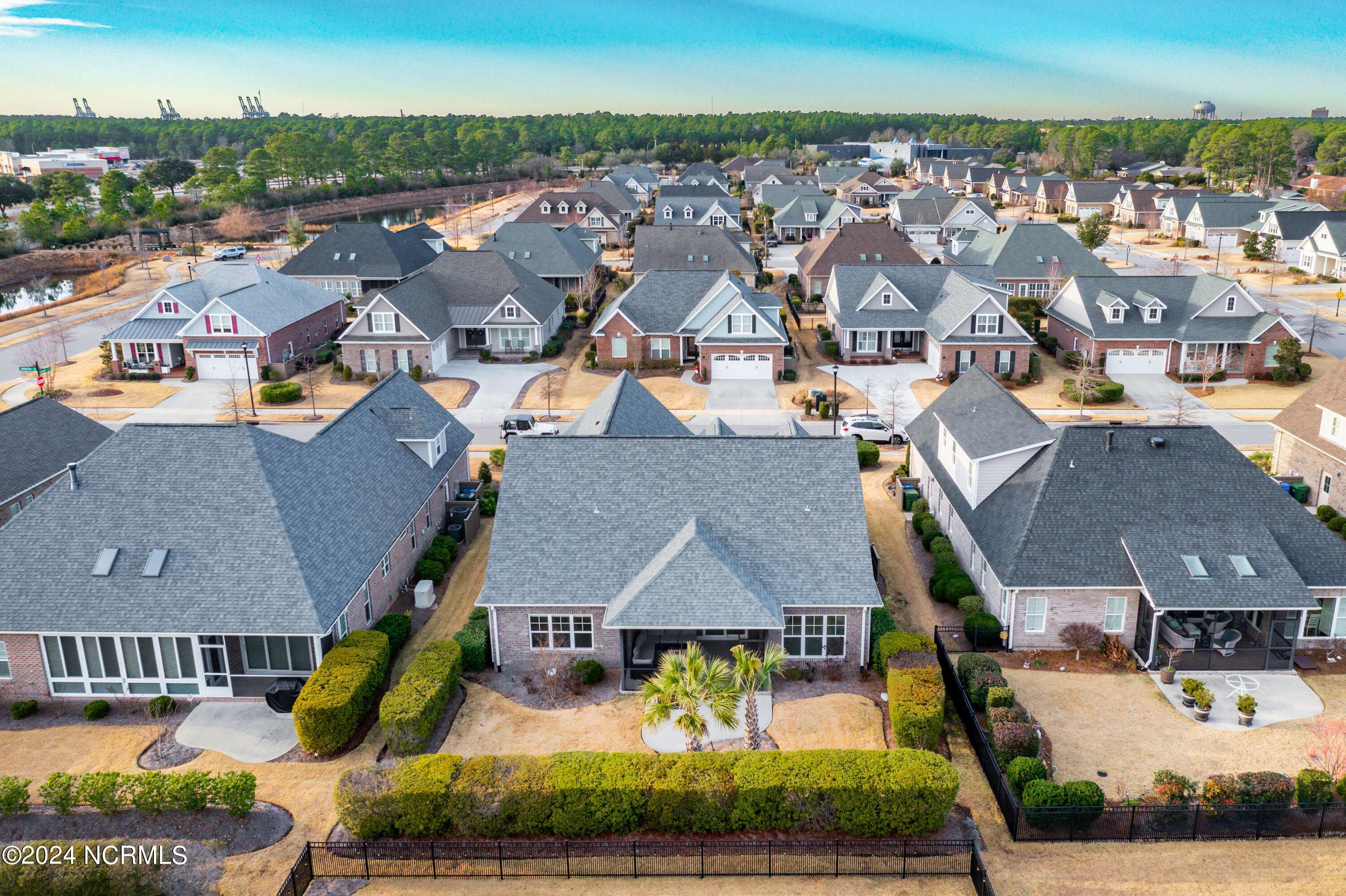 1410 Admiral Way