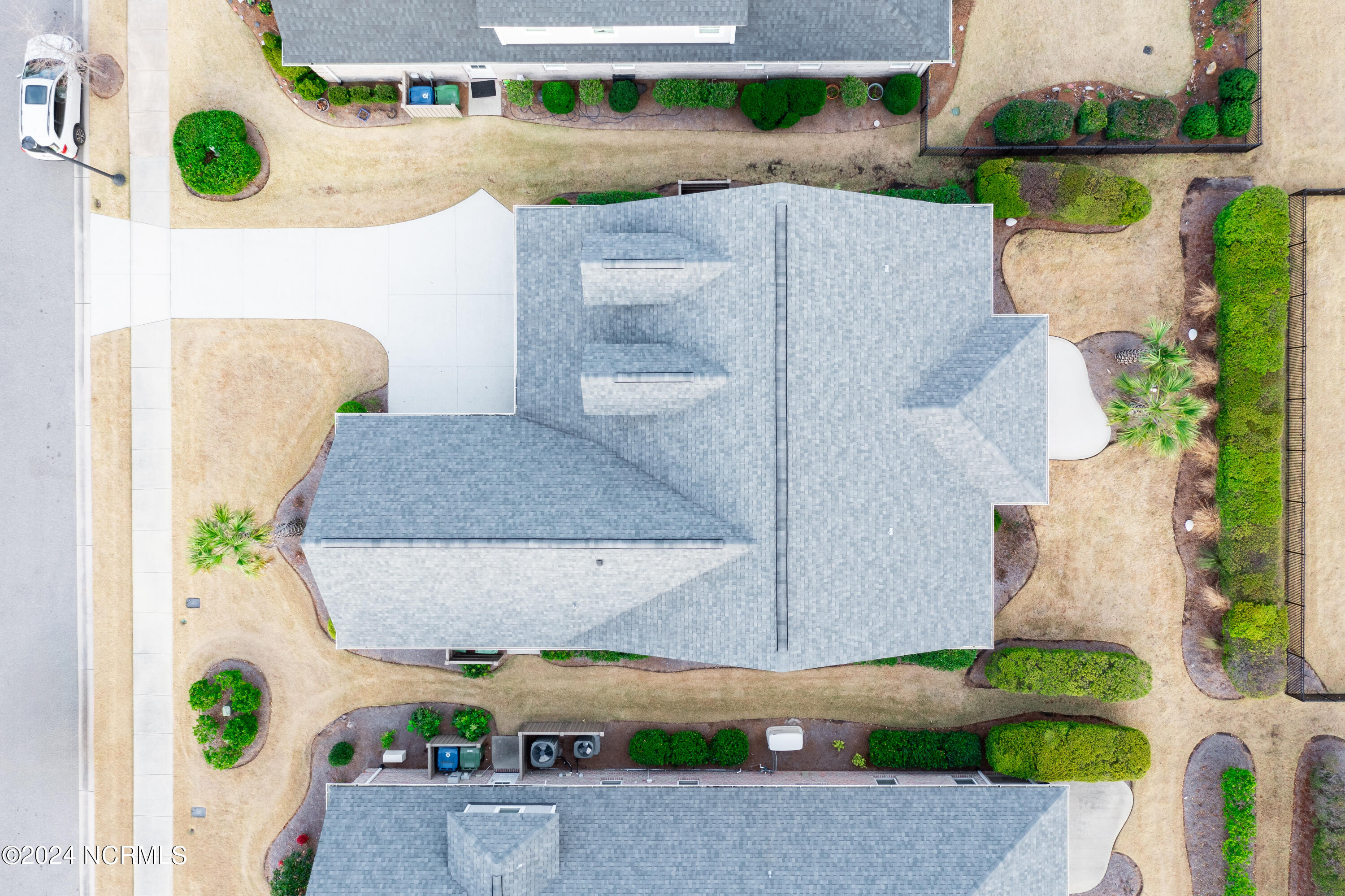 1410 Admiral Way