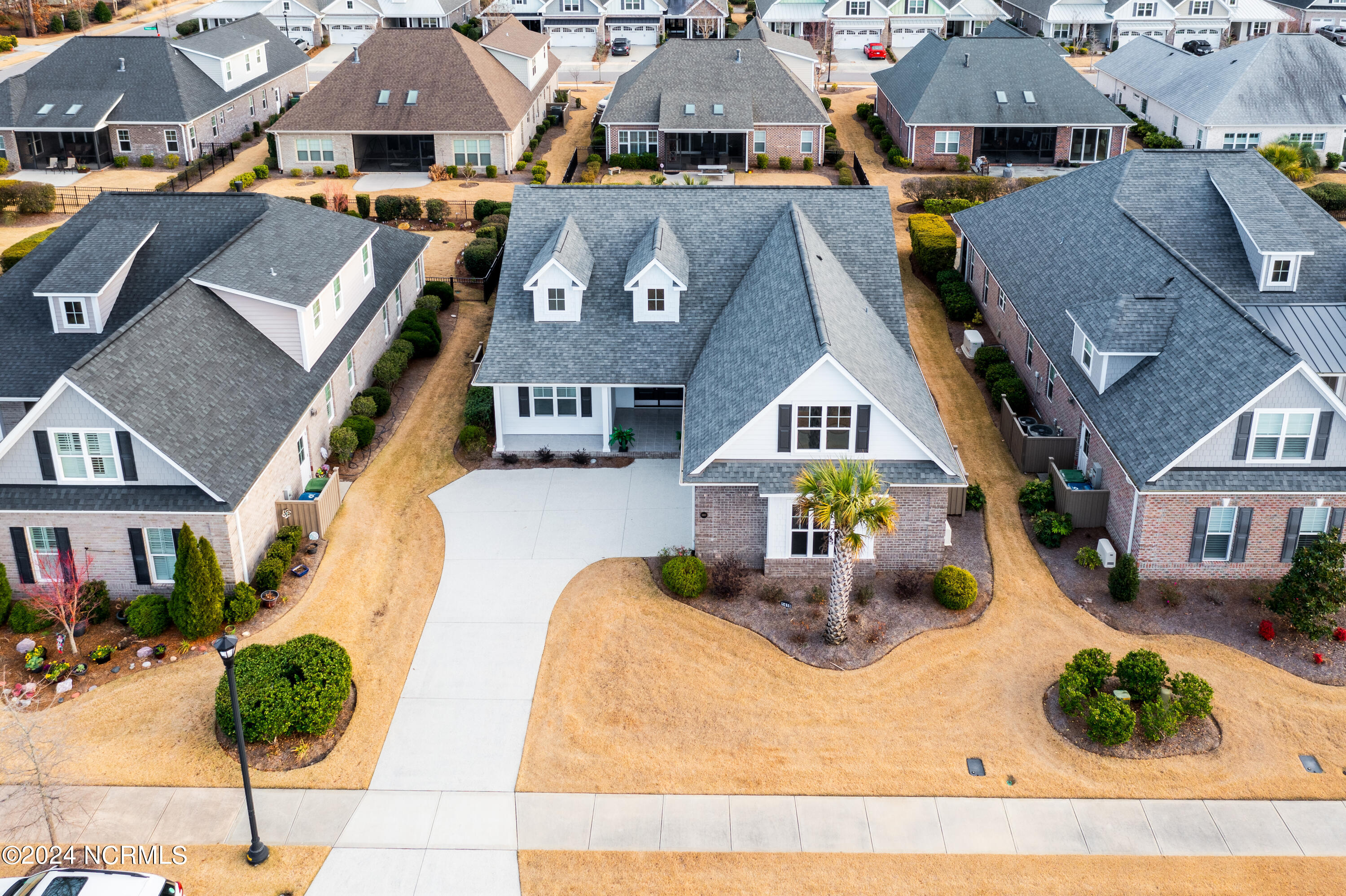 1410 Admiral Way