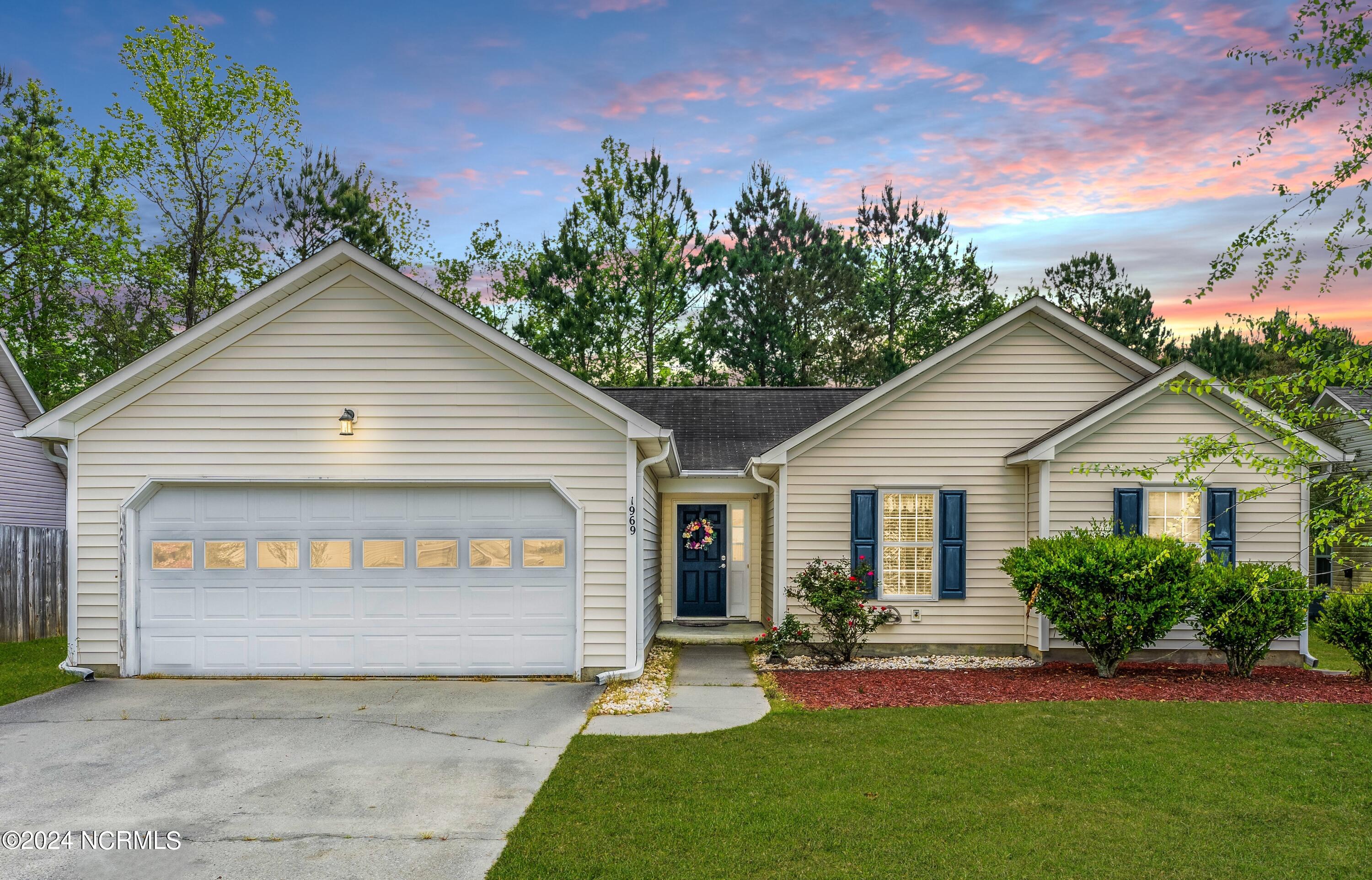 1969 Jeffrey Stokes Drive NE