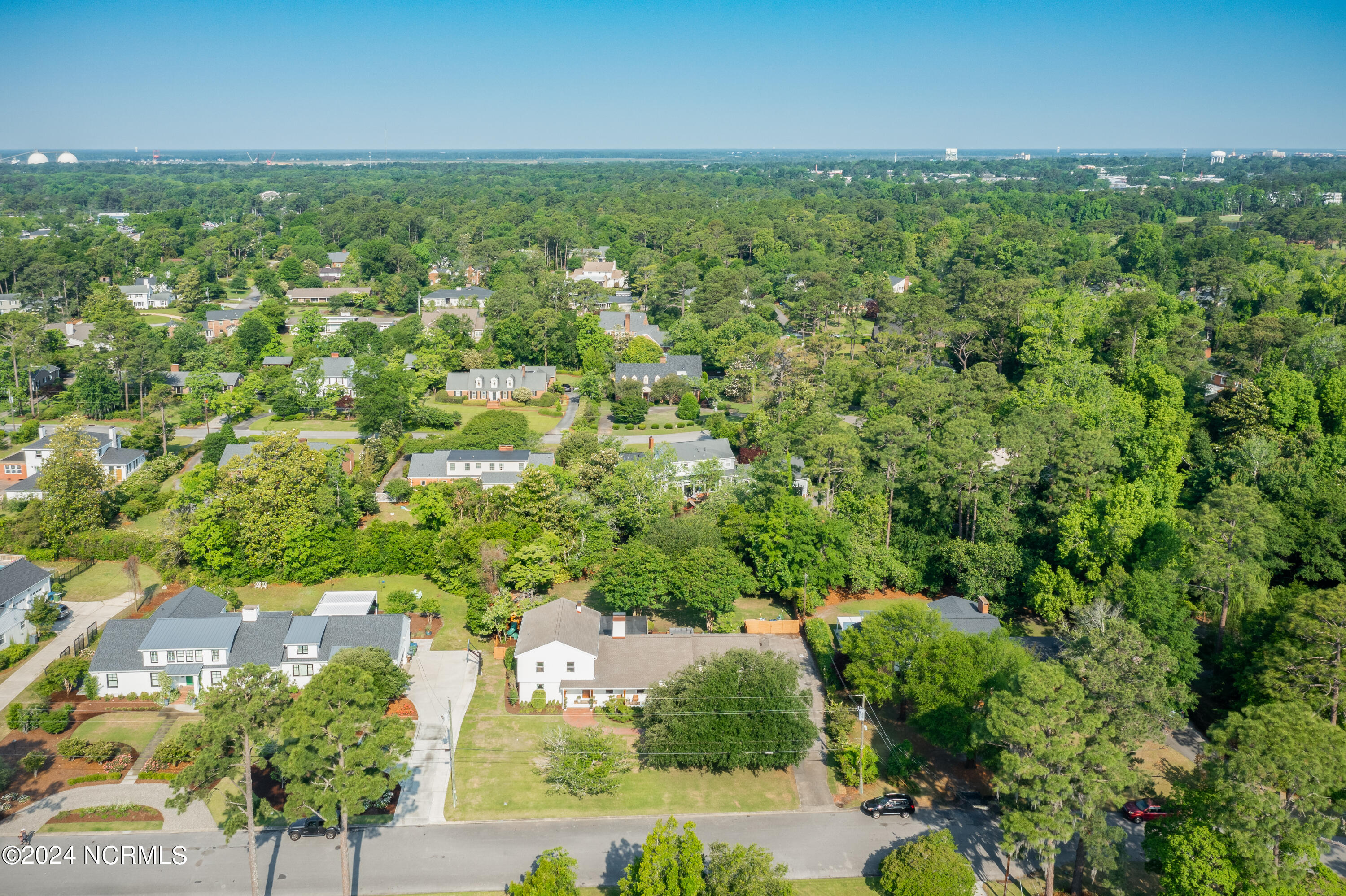 1934 S Churchill Drive