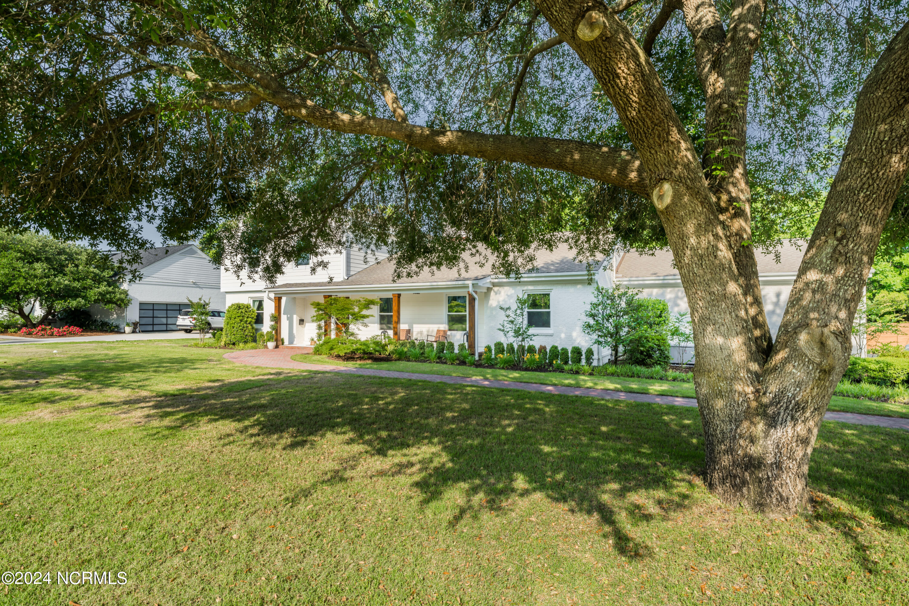 1934 S Churchill Drive