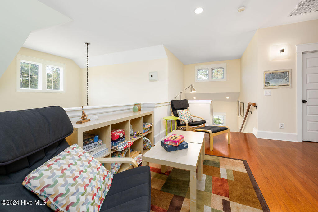 4880 Linden Lane # 1