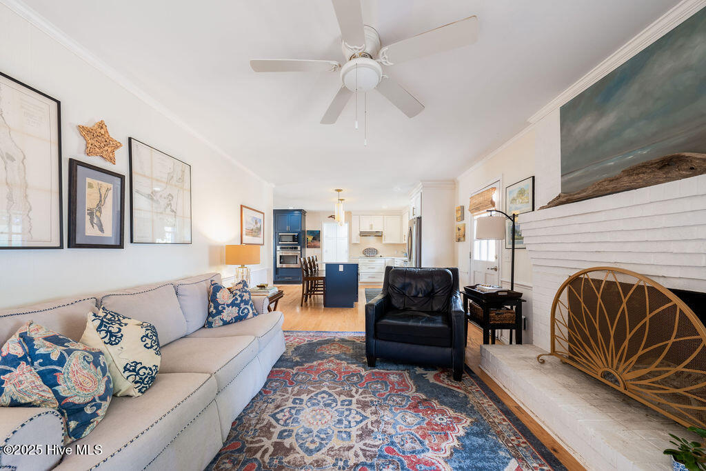 409 Windemere Road