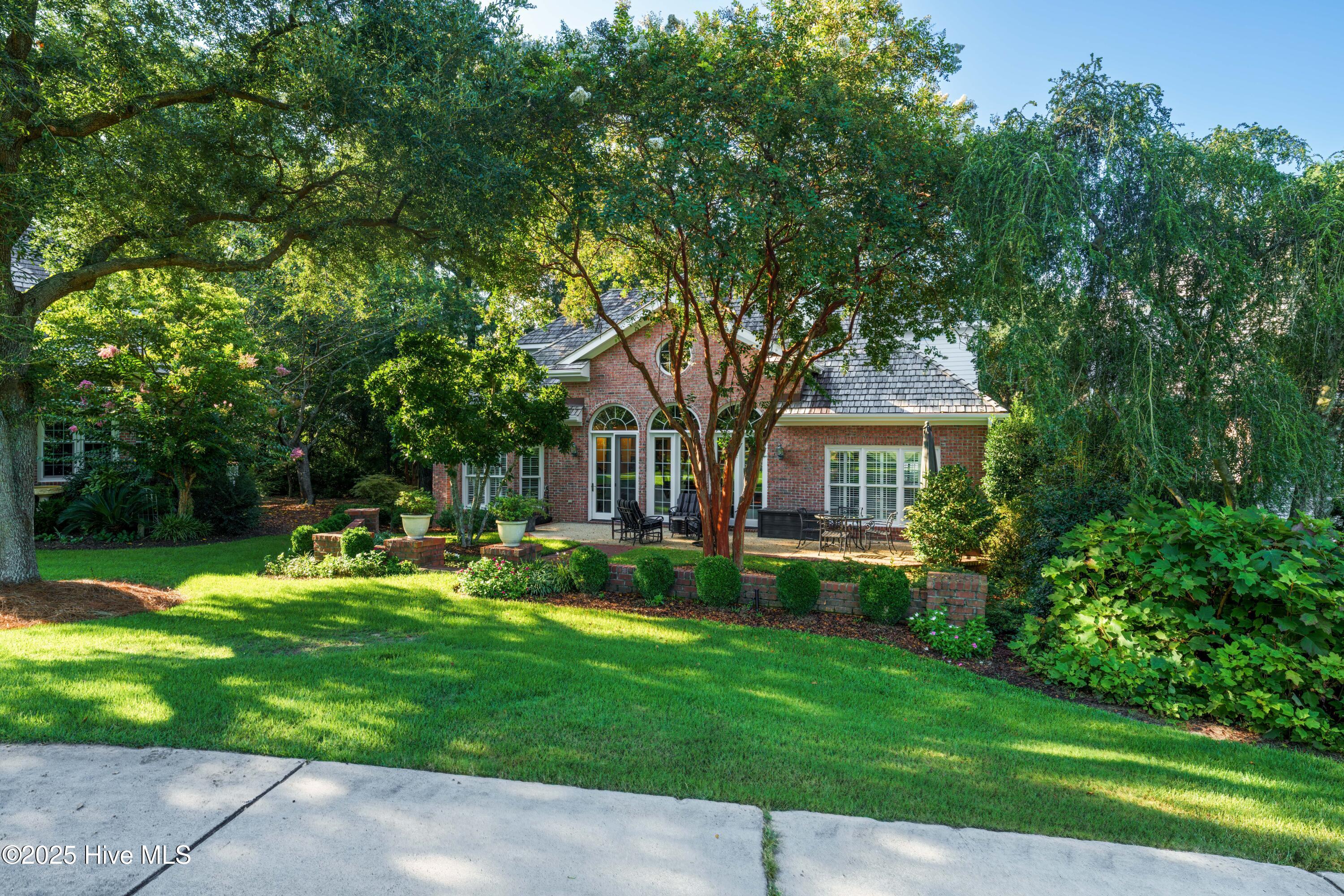 2000 Wycliffe Court