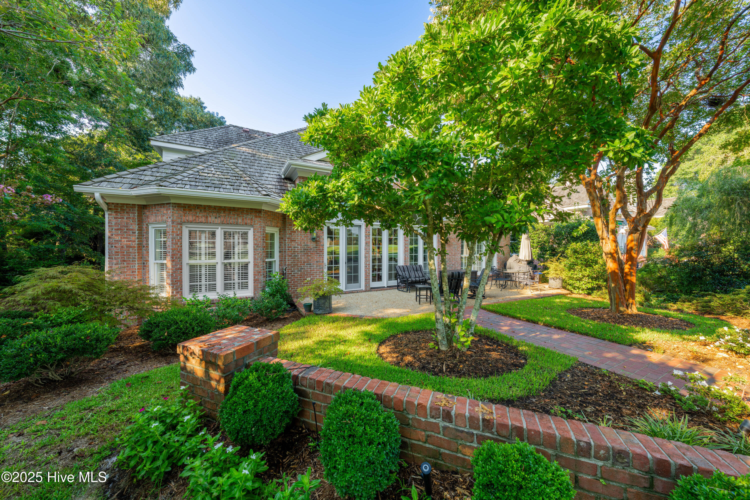 2000 Wycliffe Court