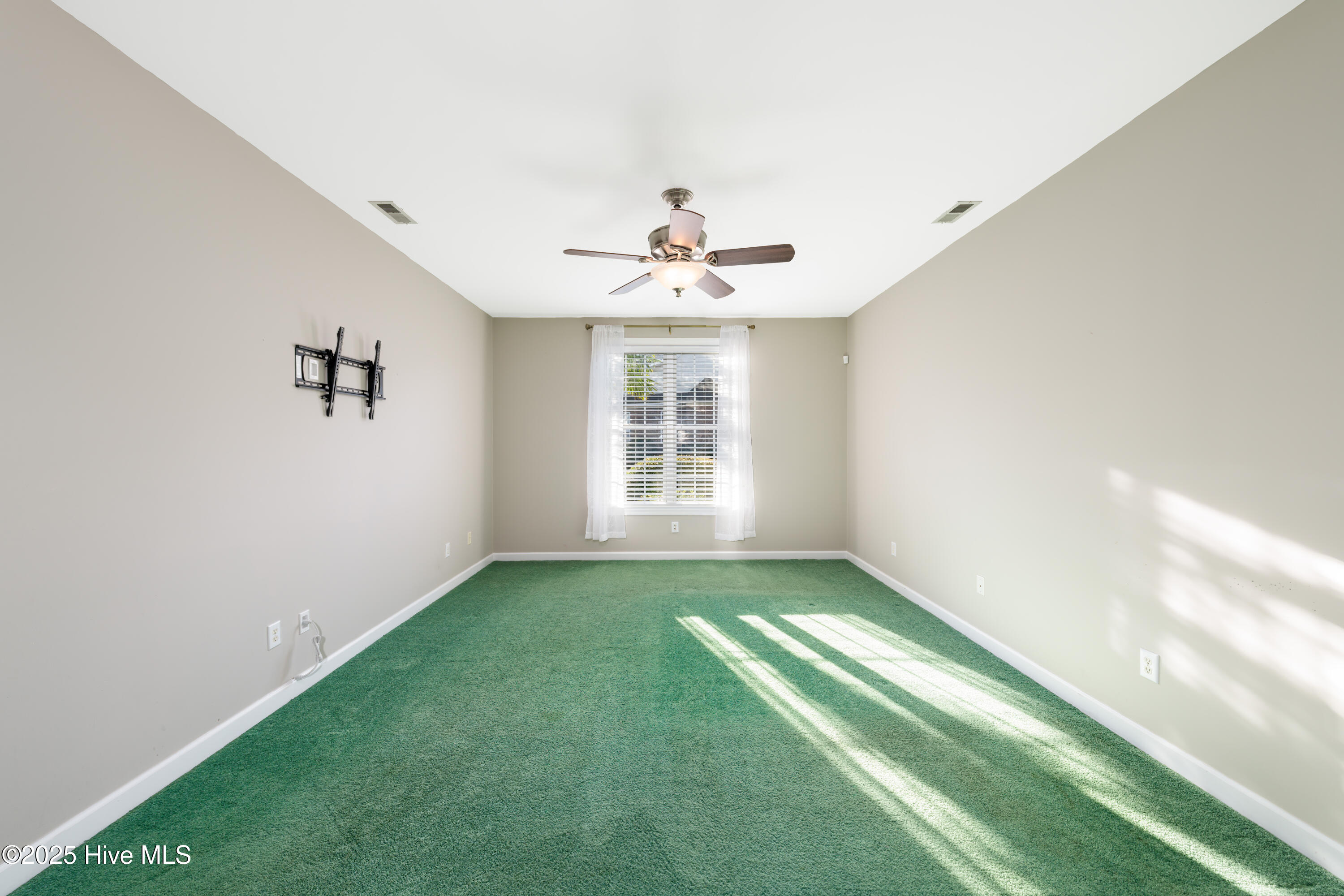 1100 Pointe Summerset Drive
