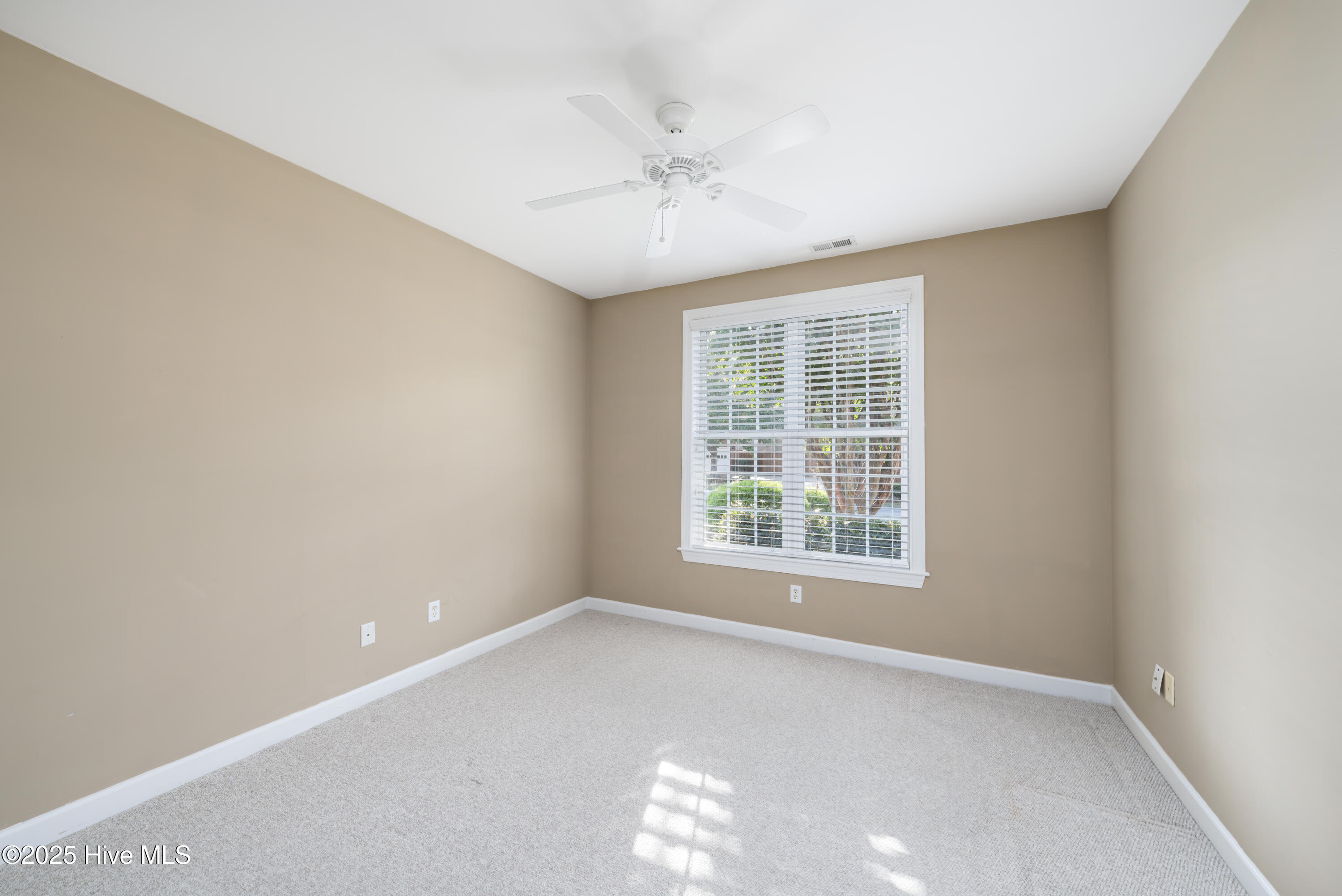 1100 Pointe Summerset Drive