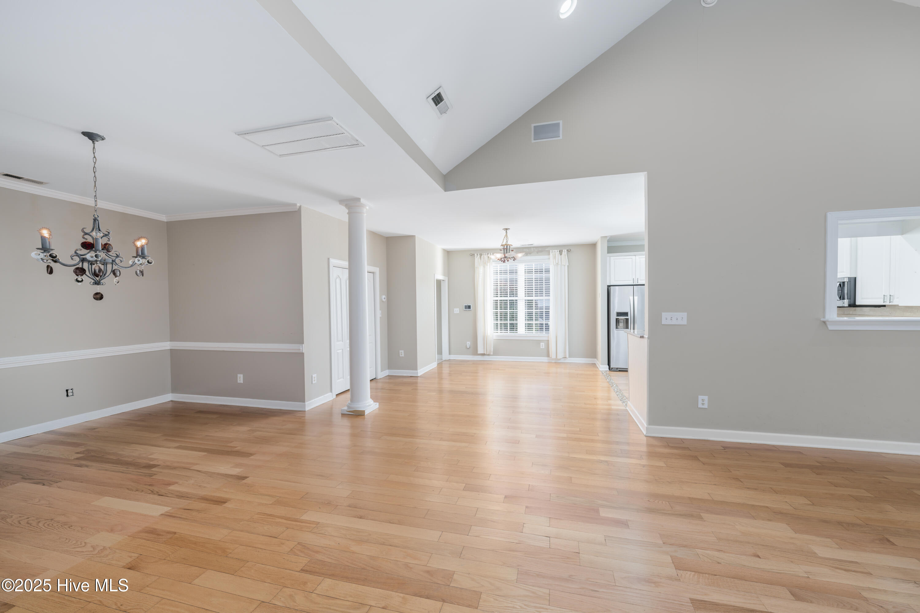 1100 Pointe Summerset Drive