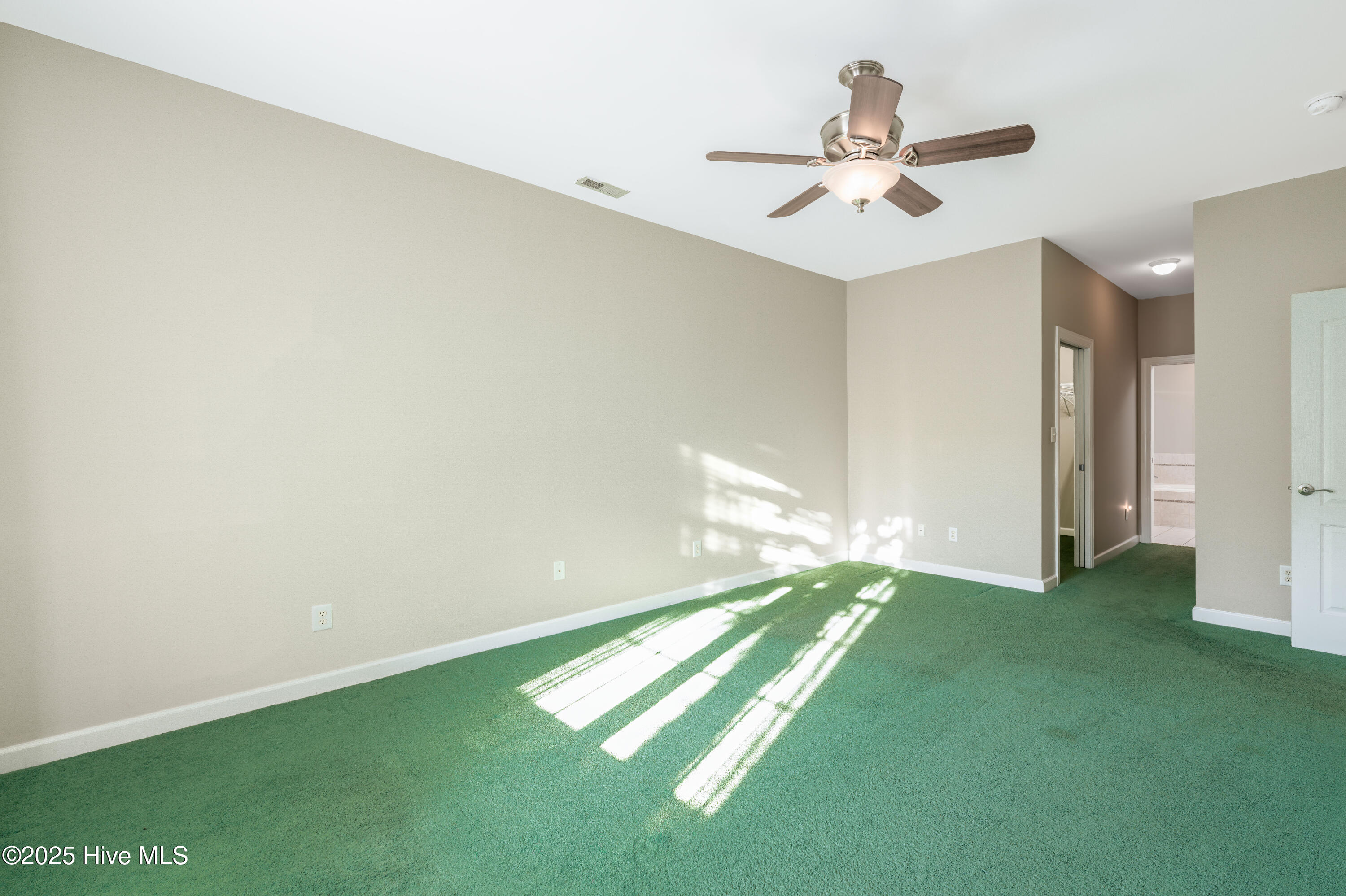 1100 Pointe Summerset Drive
