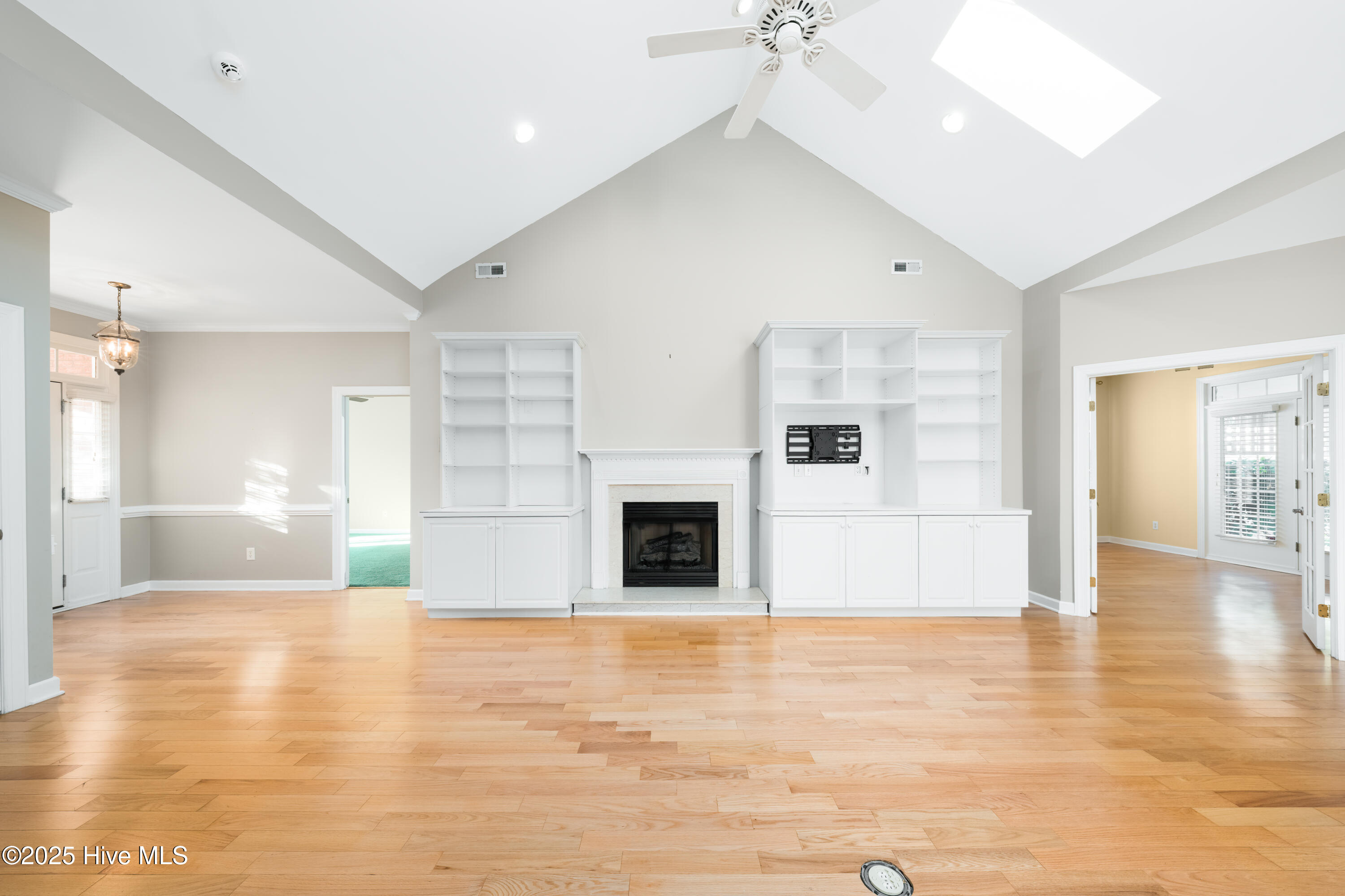 1100 Pointe Summerset Drive