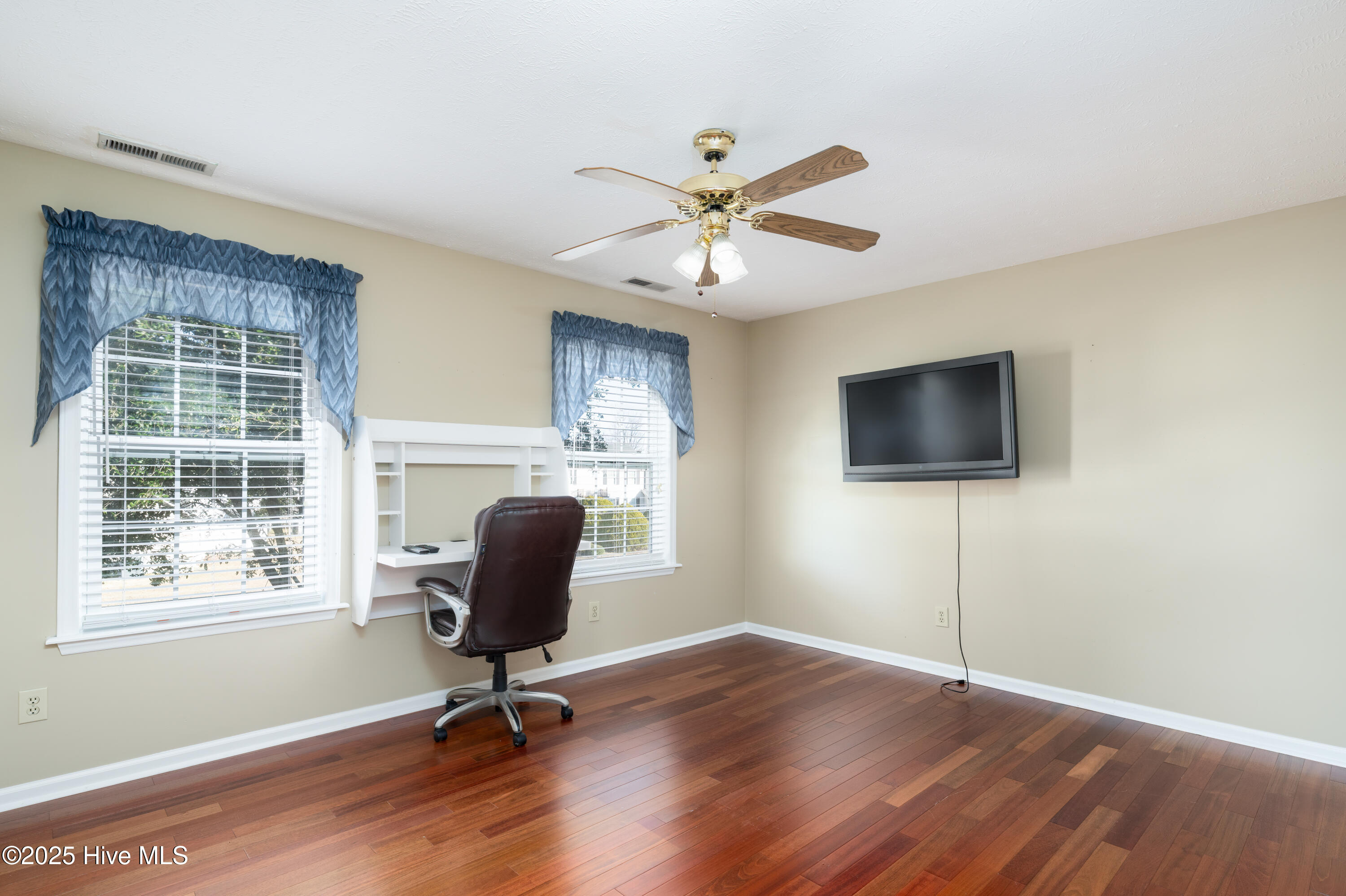 6636 Shire Lane