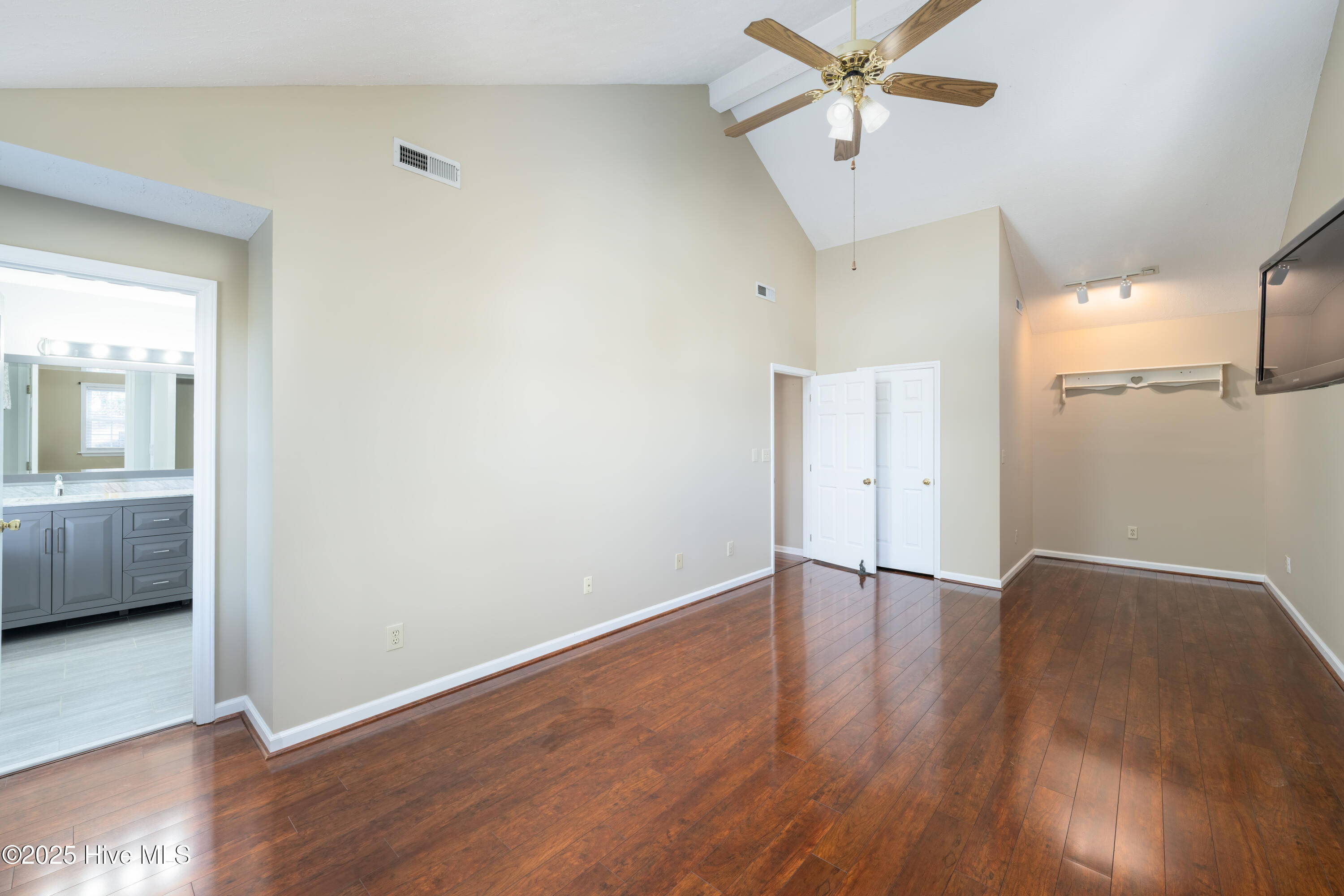 6636 Shire Lane